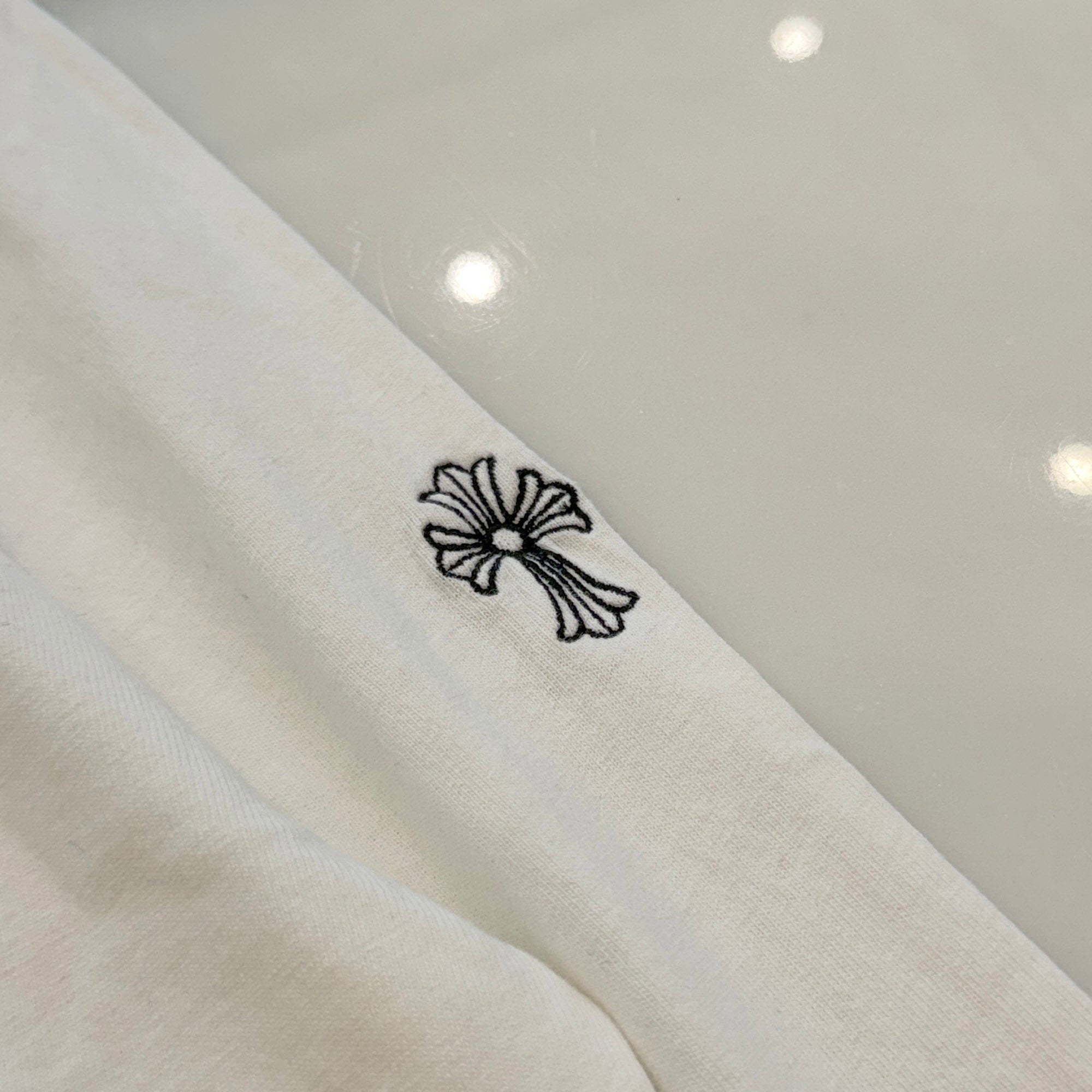 CHROME HEARTS Y NOT Vertical Logo Cross Embroidery Long Sleeve Tee Size M クロムハーツ ワイノット バーティカルロゴ クロス刺繍 ロングスリーブTシャツ サイズM