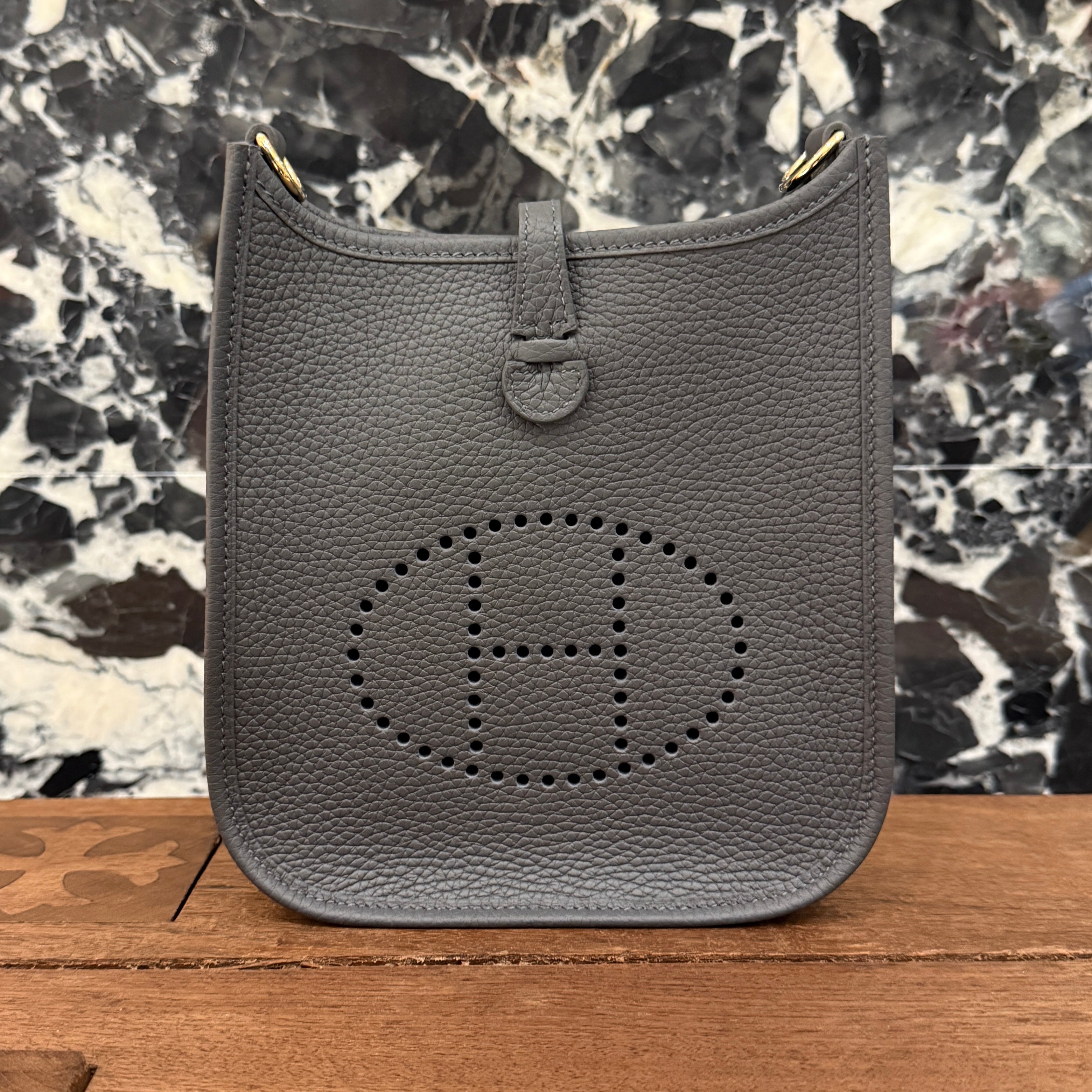 HERMES Evelyn Amazon TPM "Gris Misty" G刻印 エルメス エブリン アマゾン TPM "グリミスティ" レザーショルダーバッグ G刻印