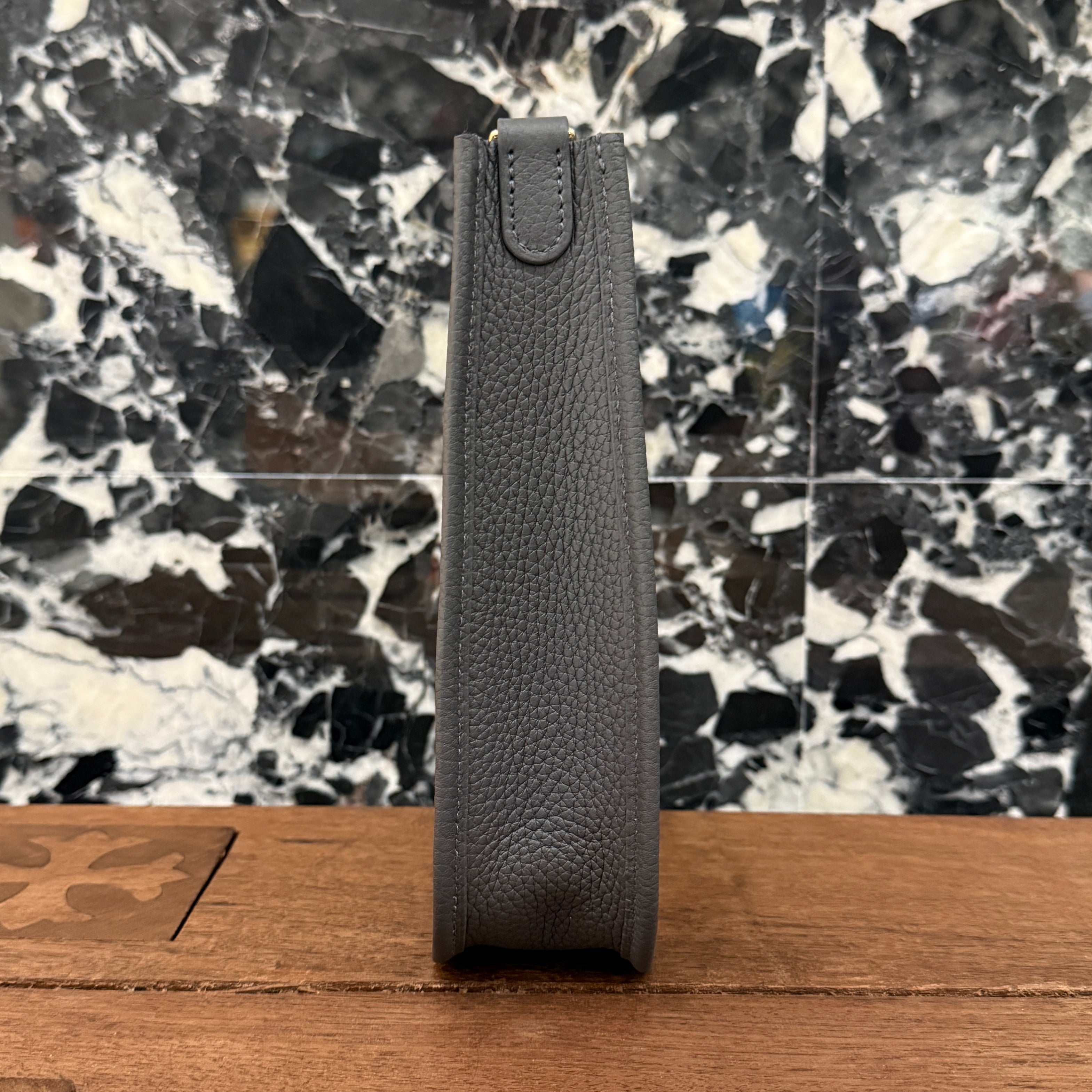 HERMES Evelyn Amazon TPM "Gris Misty" G刻印 エルメス エブリン アマゾン TPM "グリミスティ" レザーショルダーバッグ G刻印