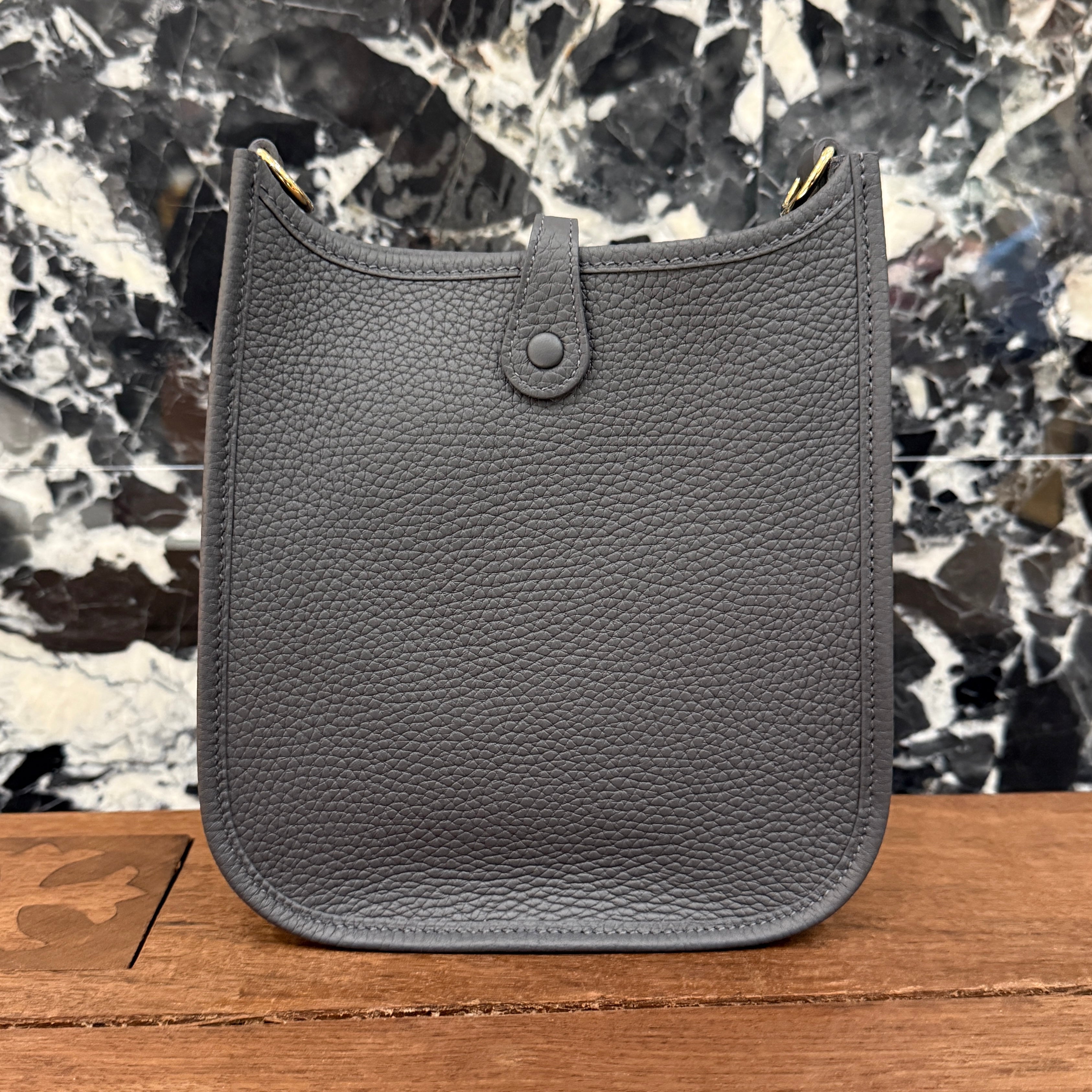 HERMES Evelyn Amazon TPM "Gris Misty" G刻印 エルメス エブリン アマゾン TPM "グリミスティ" レザーショルダーバッグ G刻印