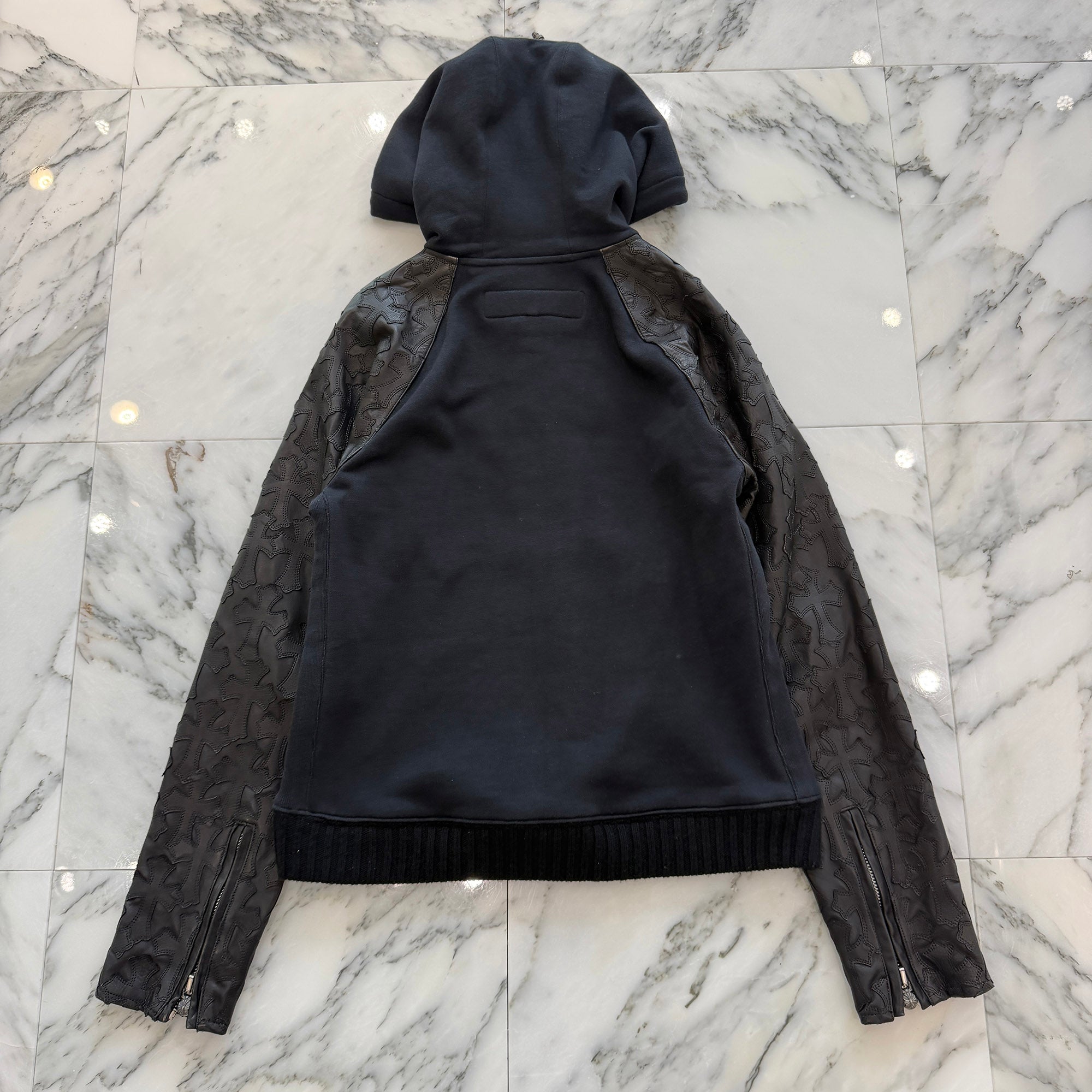CHROME HEARTS Cemetery Cross Leather Patch Arm Zip Up Hoodie Size S クロムハーツ セメタリークロス レザーパッチアーム ジップアップフーディ サイズS
