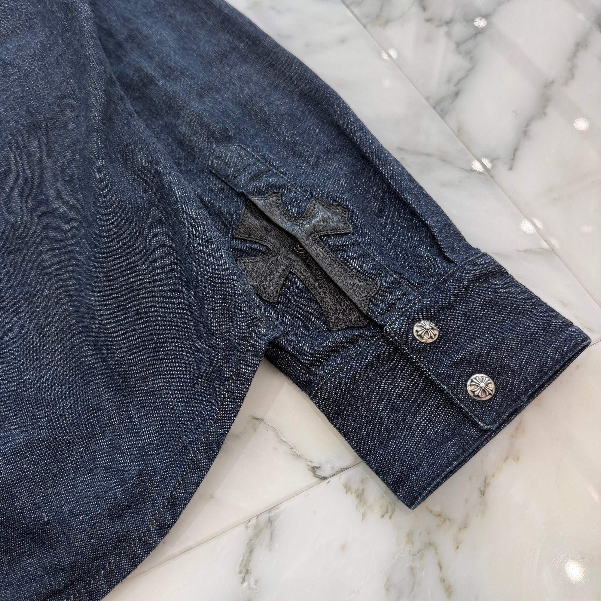 CHROME HEARTS Leather Cross Patch Western Denim Shirt Size M クロムハーツ オールド レザー クロスパッチ ウェスタン デニムシャツ サイズM