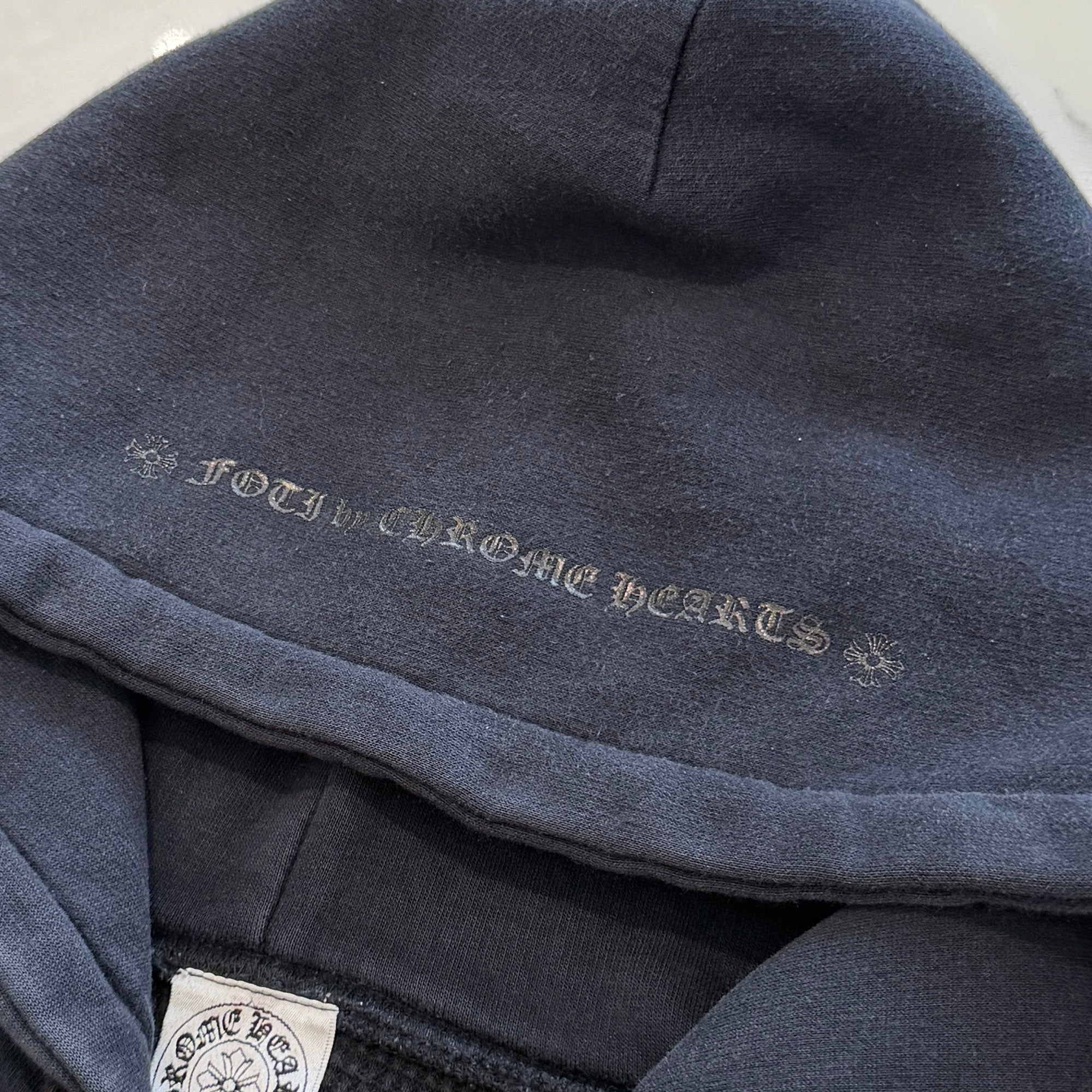 CHROME HEARTS FOTI Harris Teeter Back Knickerbocker Hotel Letter Print Thermal Zip Up Hoodie Size L クロムハーツ フォティ ハリスティーター バックニッカポッカホテル レタープリント サーマル ジップアップ フーディ サイズL