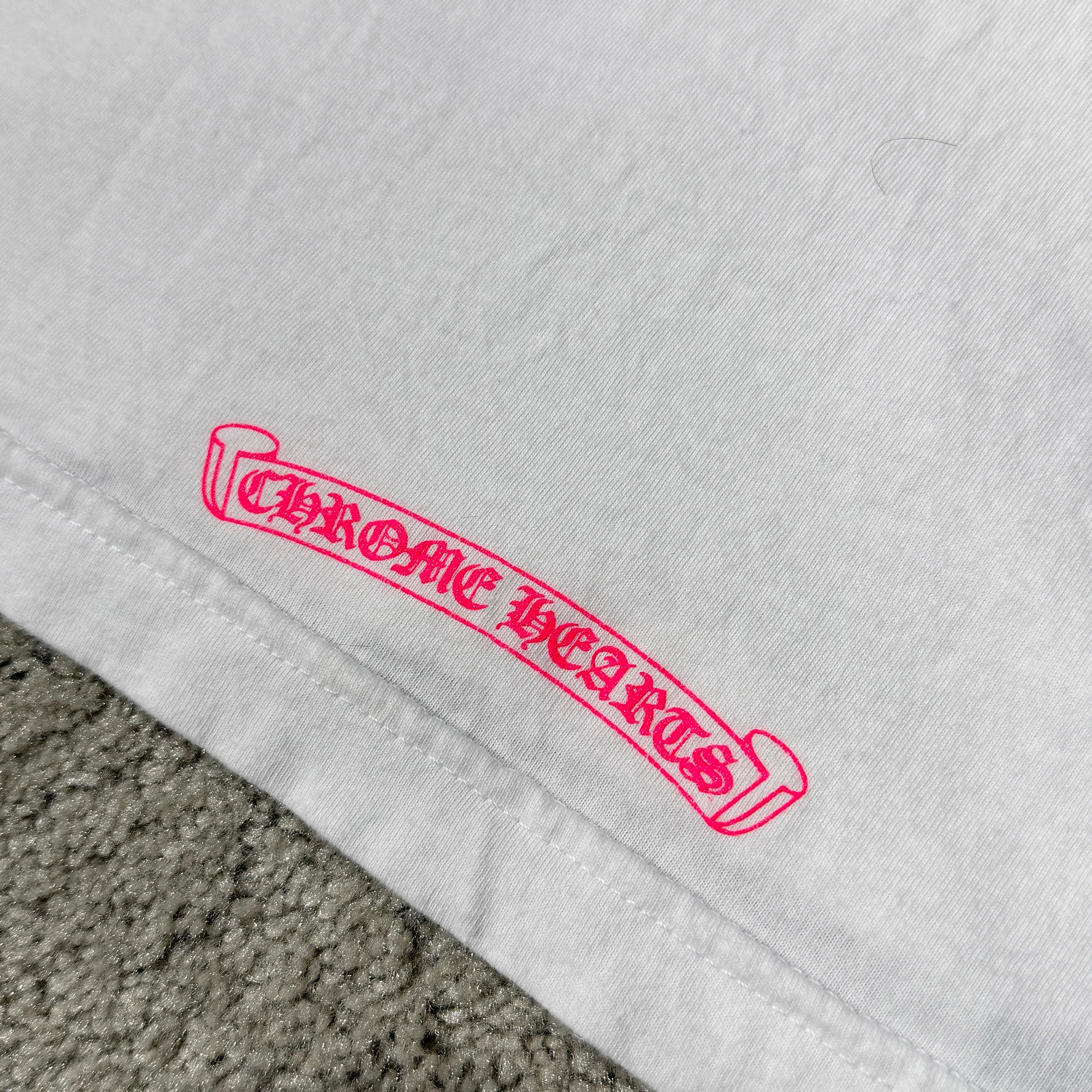 CHROME HEARTS Pink Made In Hollywood Vertical Logo Tee Size S クロムハーツ ピンク メイドインハリウッド ヴァーティカルロゴ Tシャツ サイズS