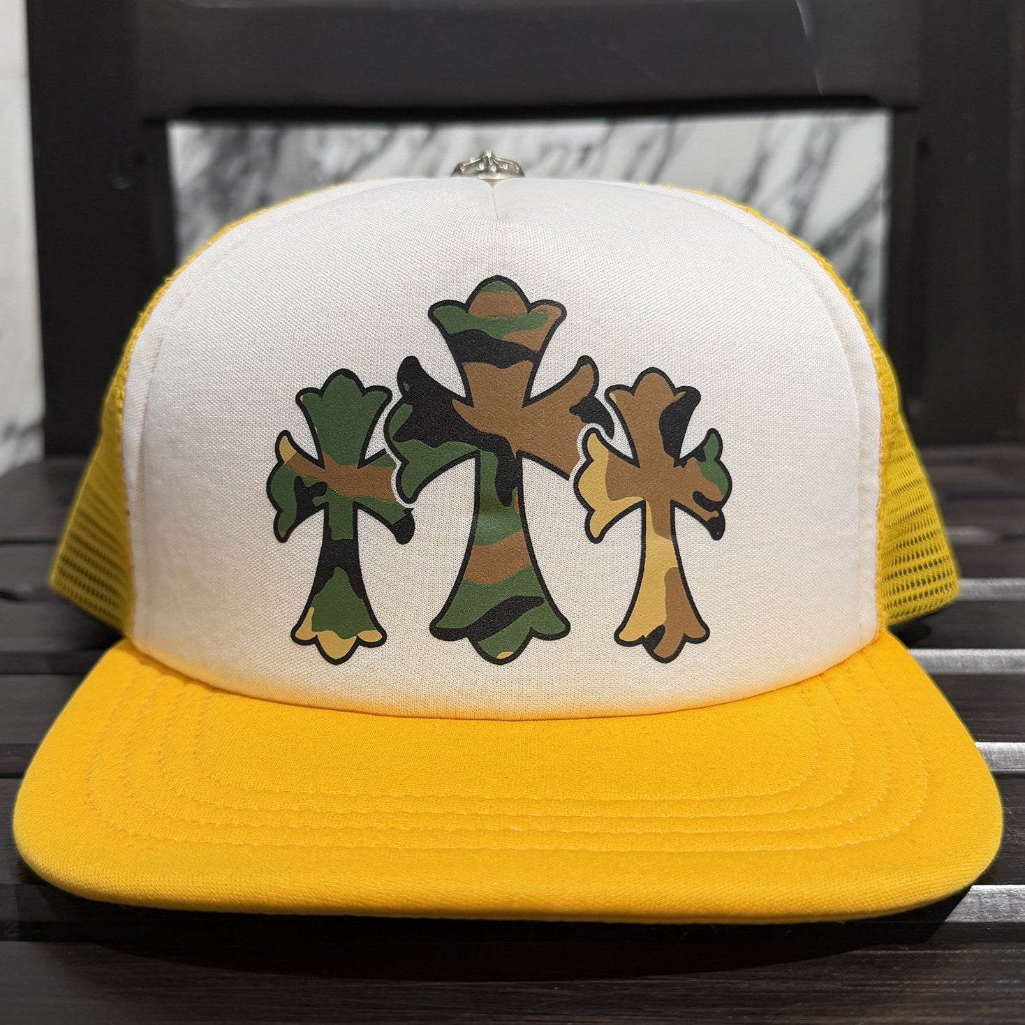 クロムハーツ　クロスキャップ CHROME HEARTS Camo Cemetery Cross Tracker Cap Size ONE SIZE (53-60