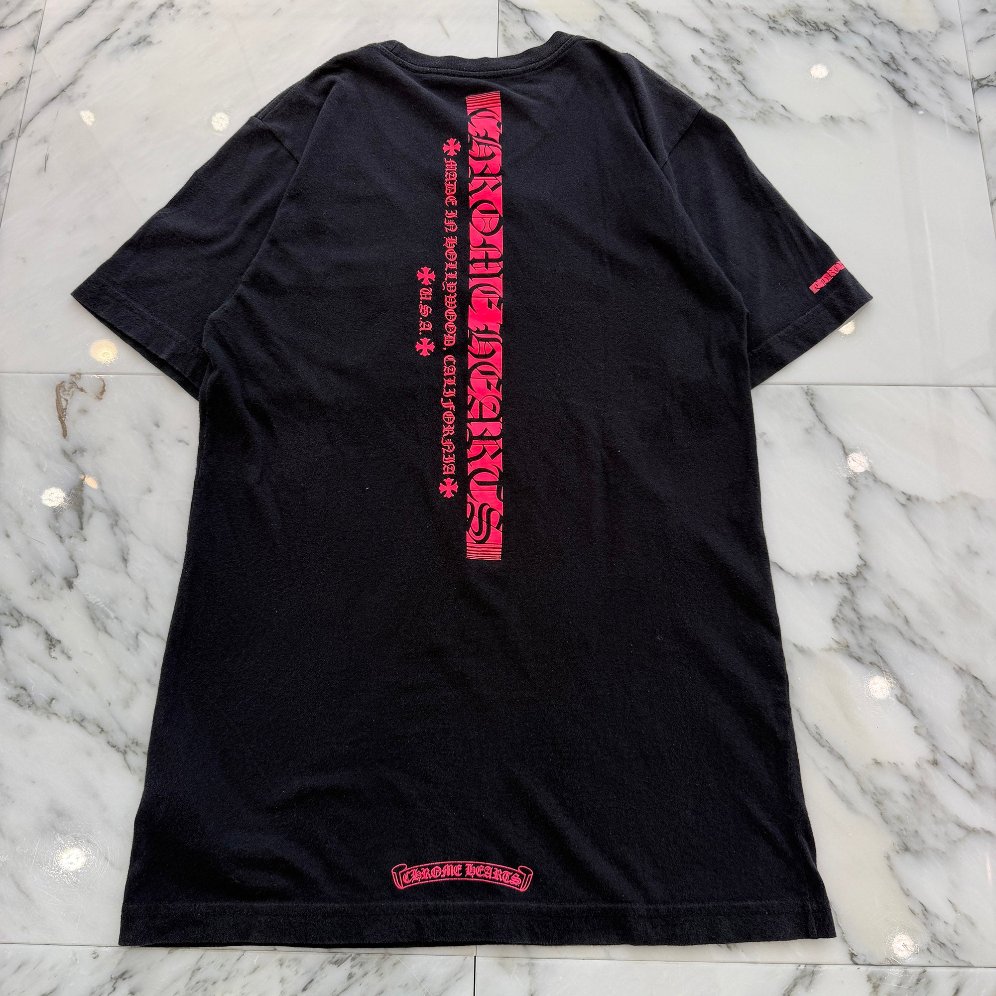 CHROME HEARTS Pink Made in Hollywood Vertical Logo Tee Size S クロムハーツ ピンク メイドインハリウッド ヴァーティカルロゴ Tシャツ サイズS