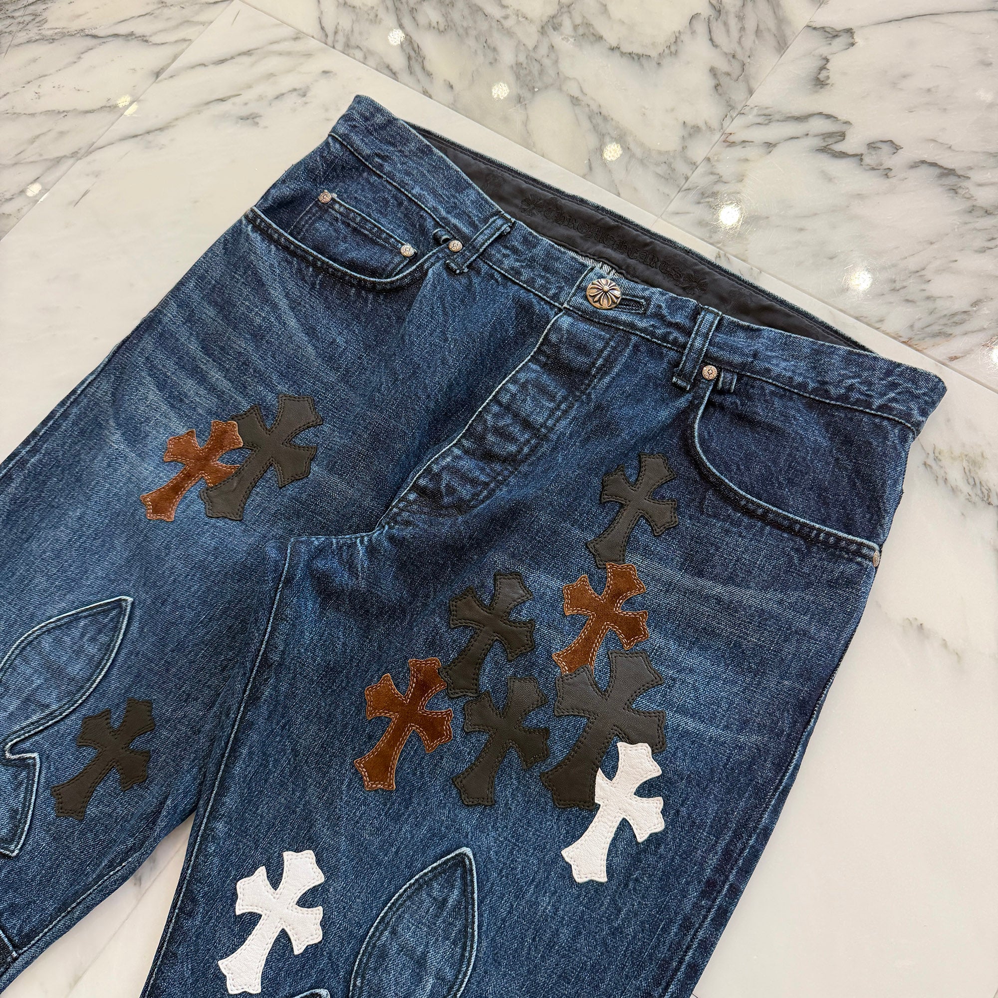 CHROME HEARTS Multi Leather Cross Patch Cross Ball Button Flare Knee Denim Pants Size 36 クロムハーツ マルチレザークロスパッチ クロスボールボタン フレアニー デニムパンツ サイズ36