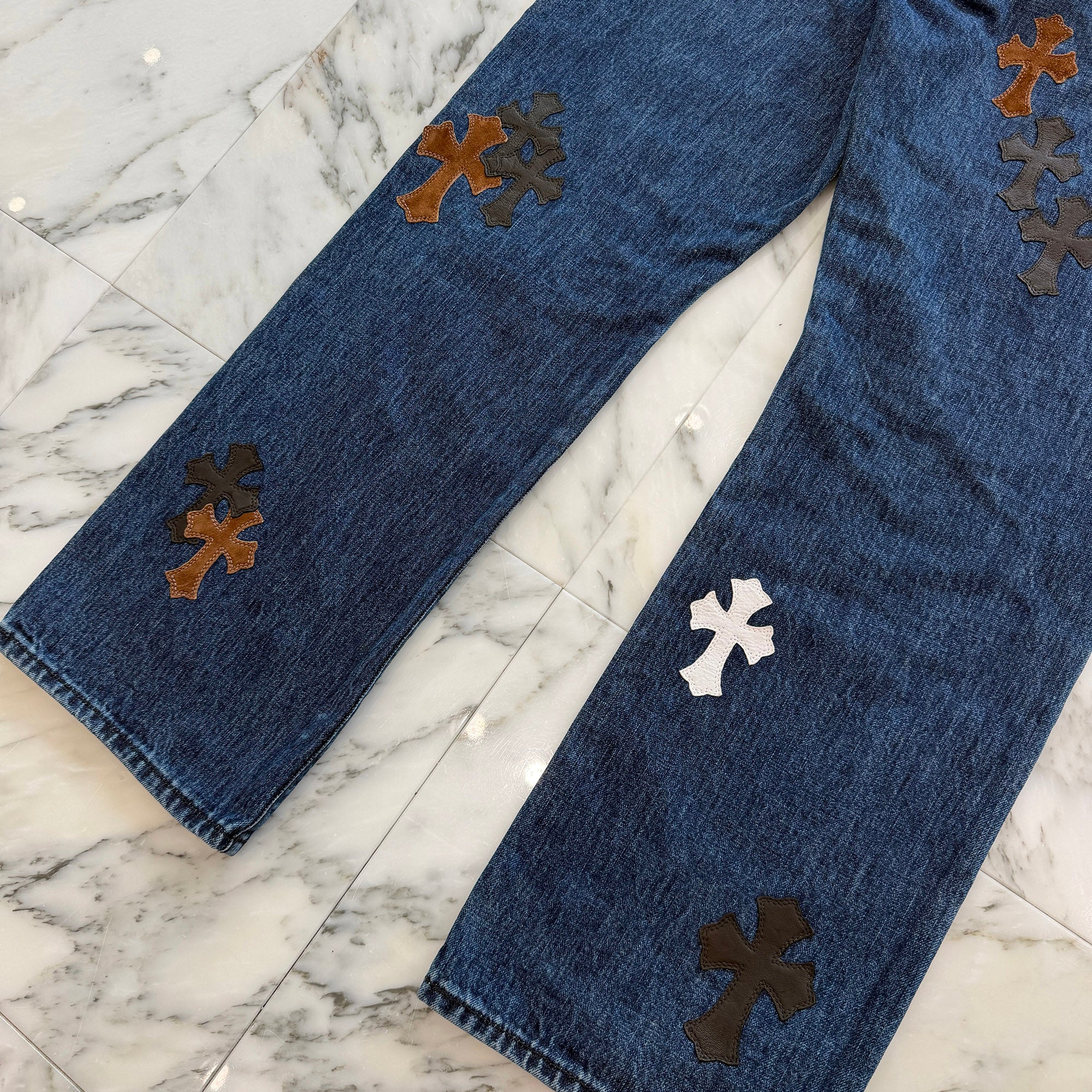 CHROME HEARTS Multi Leather Cross Patch Cross Ball Button Flare Knee Denim Pants Size 36 クロムハーツ マルチレザークロスパッチ クロスボールボタン フレアニー デニムパンツ サイズ36