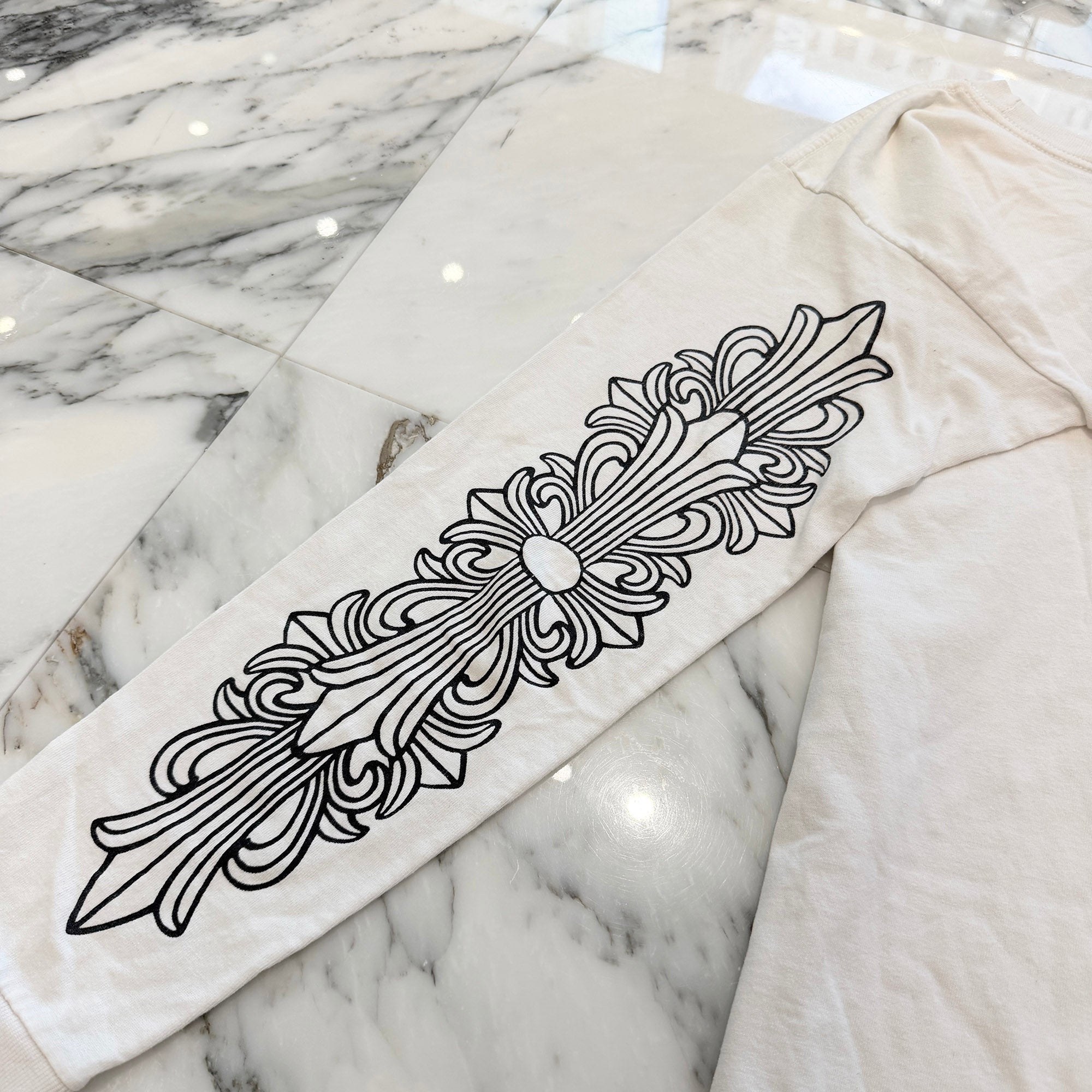 CHROME HEARTS Los Angeles Limited Floral Cross Horseshoe Long Sleeve Tee Size M クロムハーツ ロサンゼルス限定 フローラルクロス ホースシュー ロングスリーブ Tシャツ サイズM