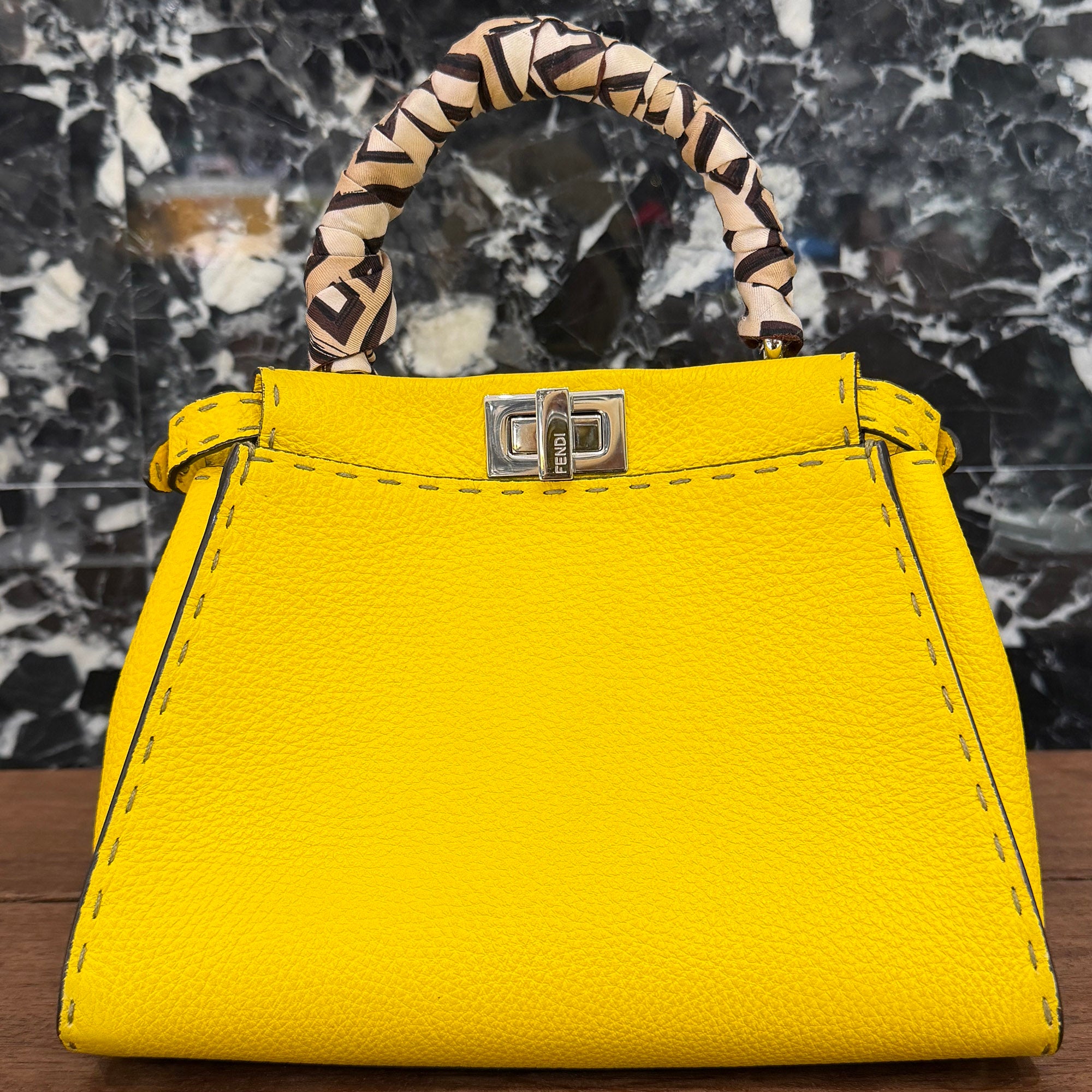 FENDI Peekaboo Iconic Small Selleria Leather Bag 8BN244 フェンディ ピーカブー アイコニック スモール セレリア レザーバッグ