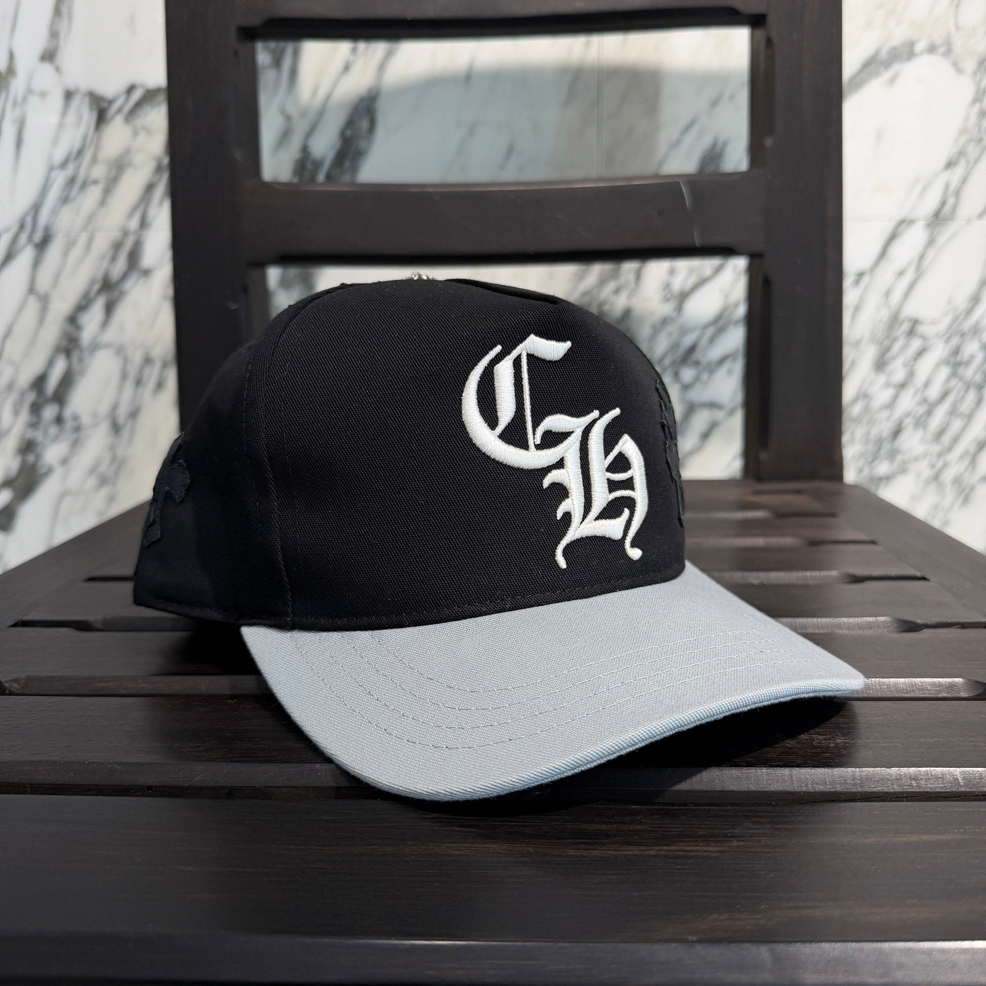 CHROME HEARTS Cemetery Cross Patch Trucker Cap ONE SIZE (53-60) クロムハーツ セメタリークロスパッチ トラッカーキャップ ONE SIZE (53-60)