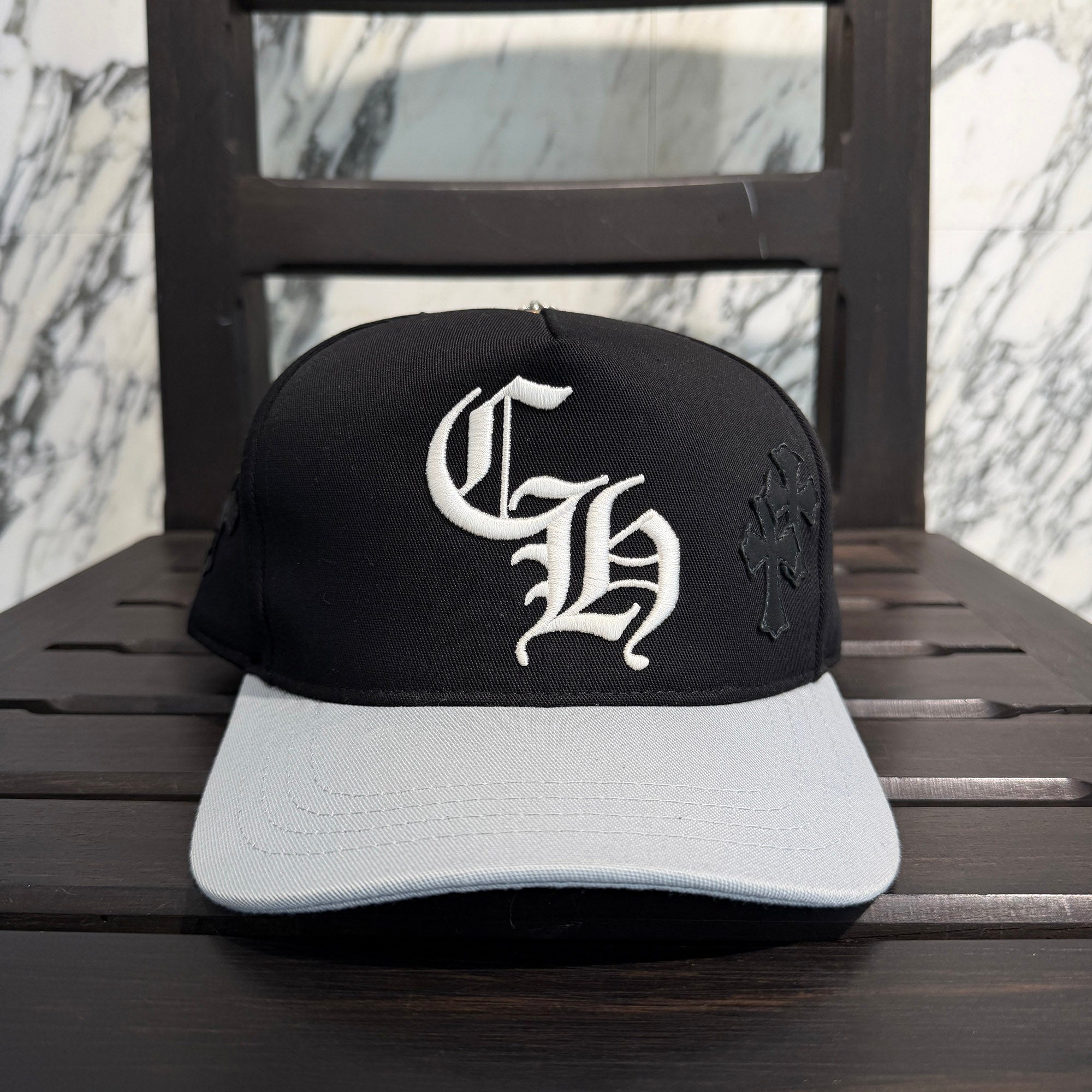 CHROME HEARTS Cemetery Cross Patch Trucker Cap ONE SIZE (53-60) クロムハーツ セメタリークロスパッチ トラッカーキャップ ONE SIZE (53-60)