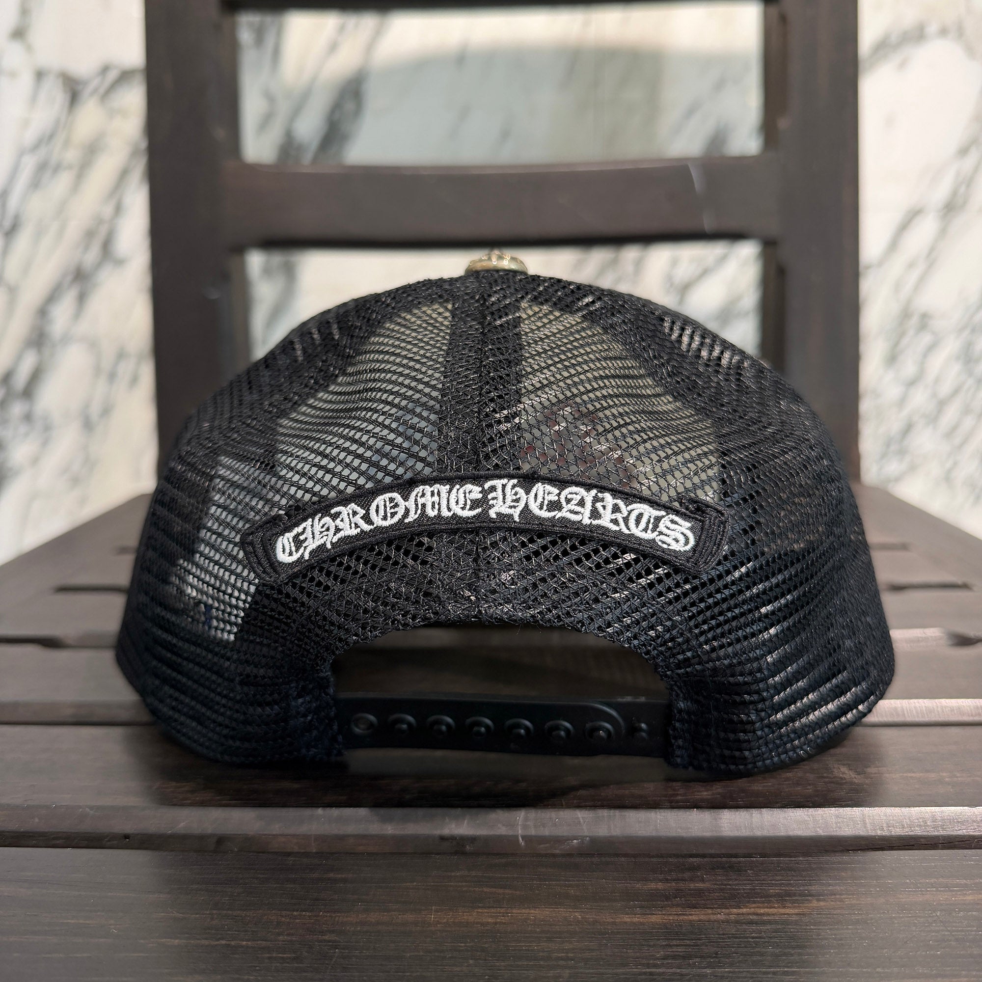 CHROME HEARTS Tricolor Triple Cross Patch Trucker Cap ONE SIZE (51-61) クロムハーツ トリコロール トリプルクロスパッチ トラッカーキャップ ONE SIZE (51-61)