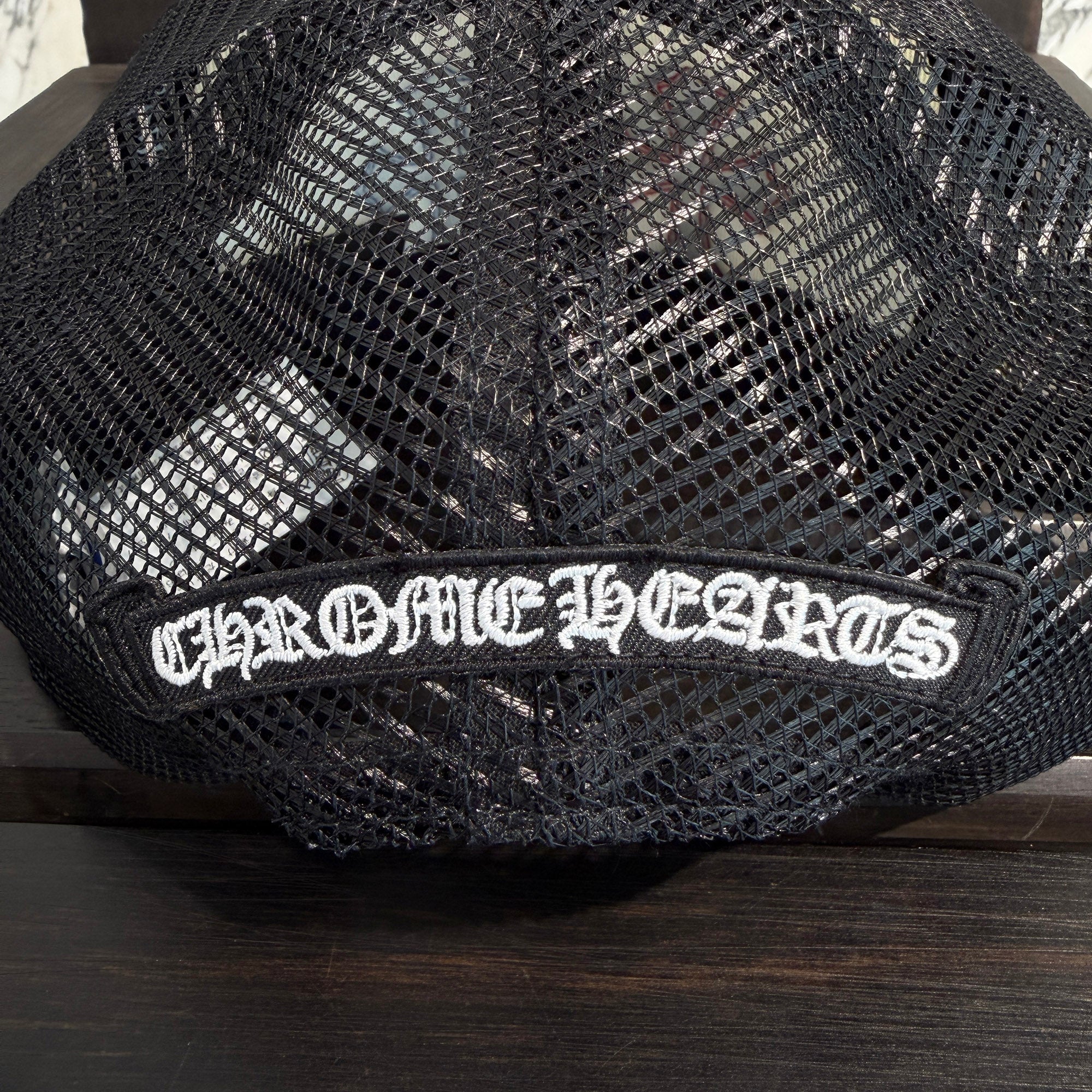 CHROME HEARTS Tricolor Triple Cross Patch Trucker Cap ONE SIZE (51-61) クロムハーツ トリコロール トリプルクロスパッチ トラッカーキャップ ONE SIZE (51-61)