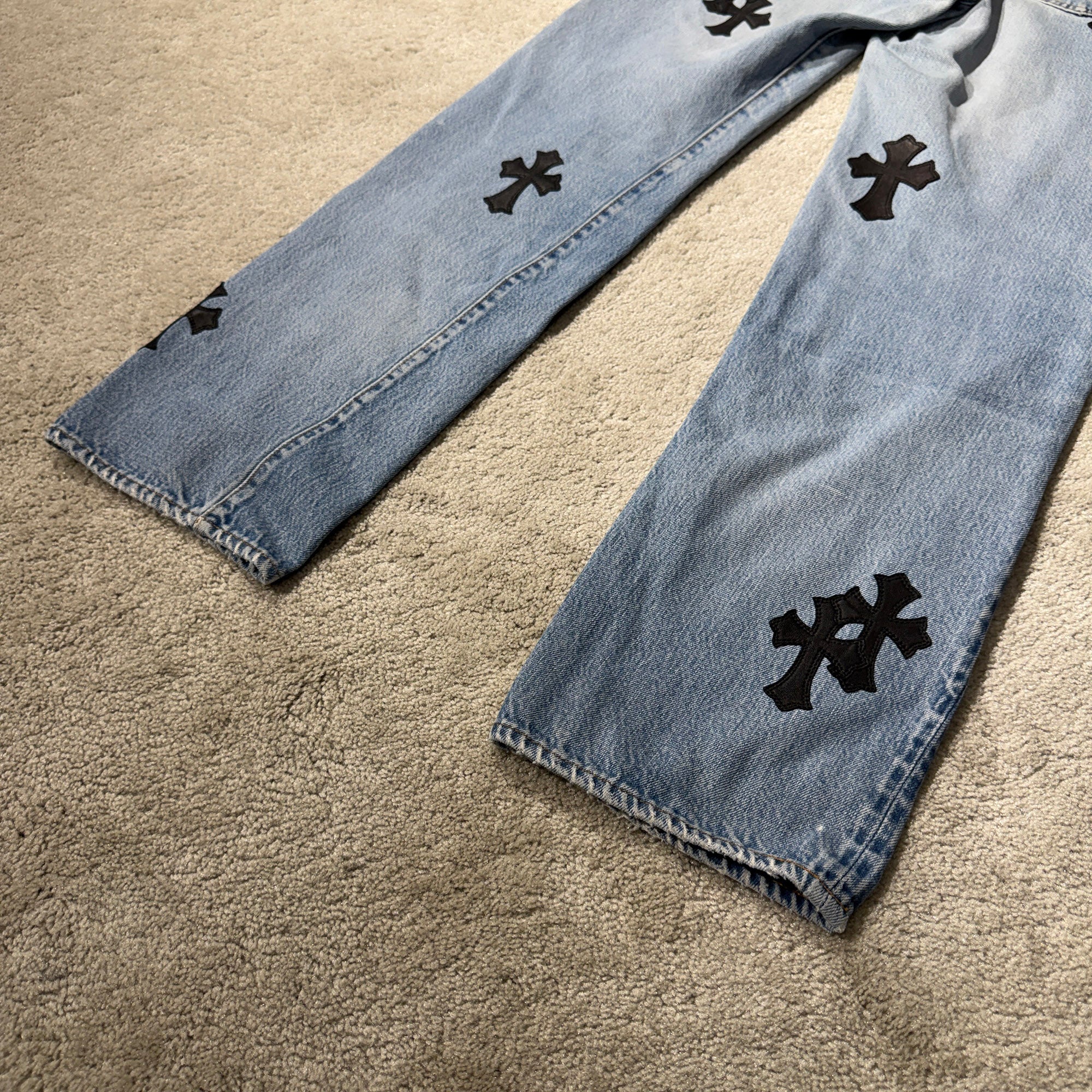 CHROME HEARTS × Levi's 501 VNTG Leather Cross Patch Denim Pants Size 29 クロムハーツ × リーバイス 501 ヴィンテージ レザークロスパッチ デニムパンツ サイズ29