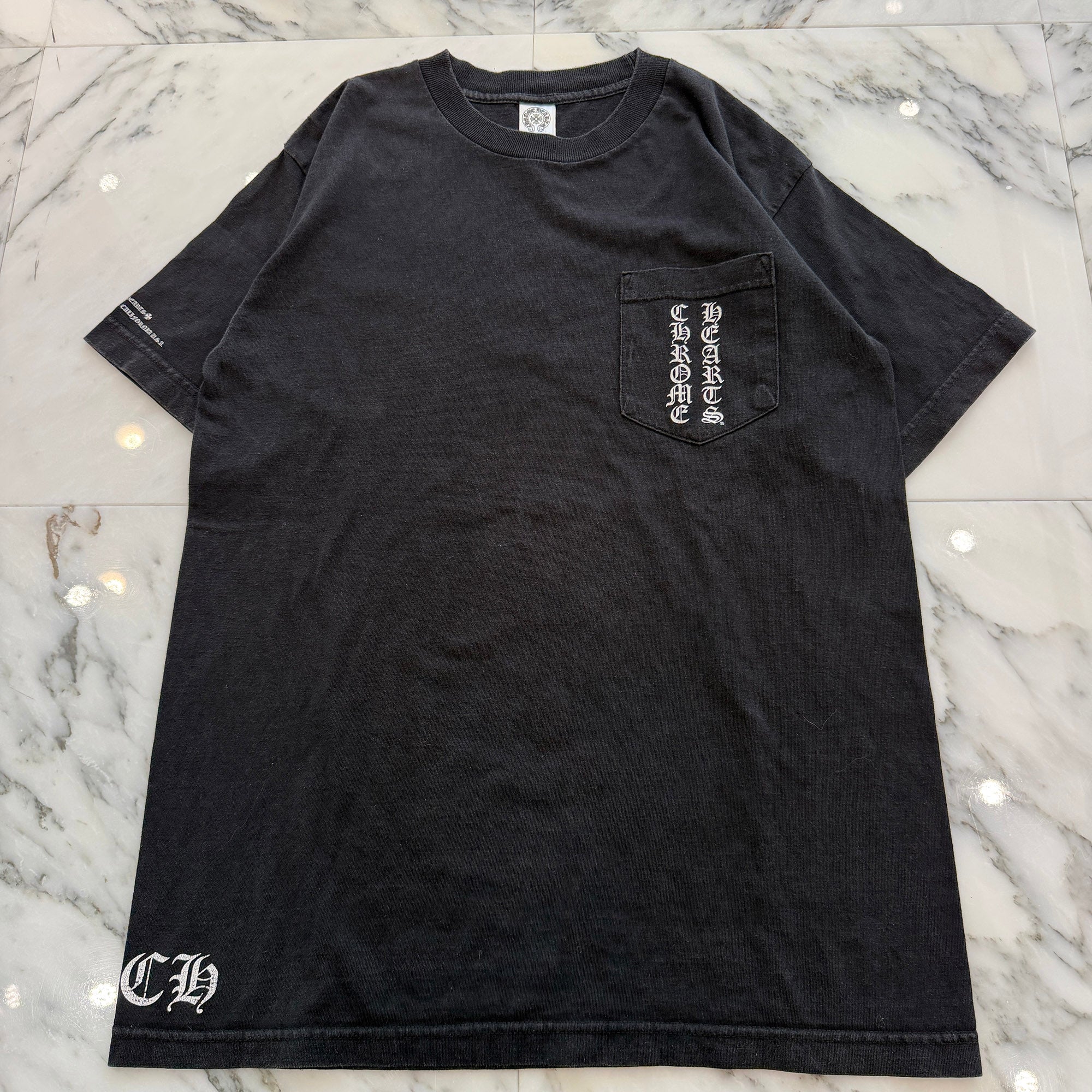 CHROME HEARTS Made In Hollywood Back Floral Cross Vertical Logo Tee Size M クロムハーツ メイド イン ハリウッド バック フローラルクロス ヴァーティカルロゴTシャツ サイズM