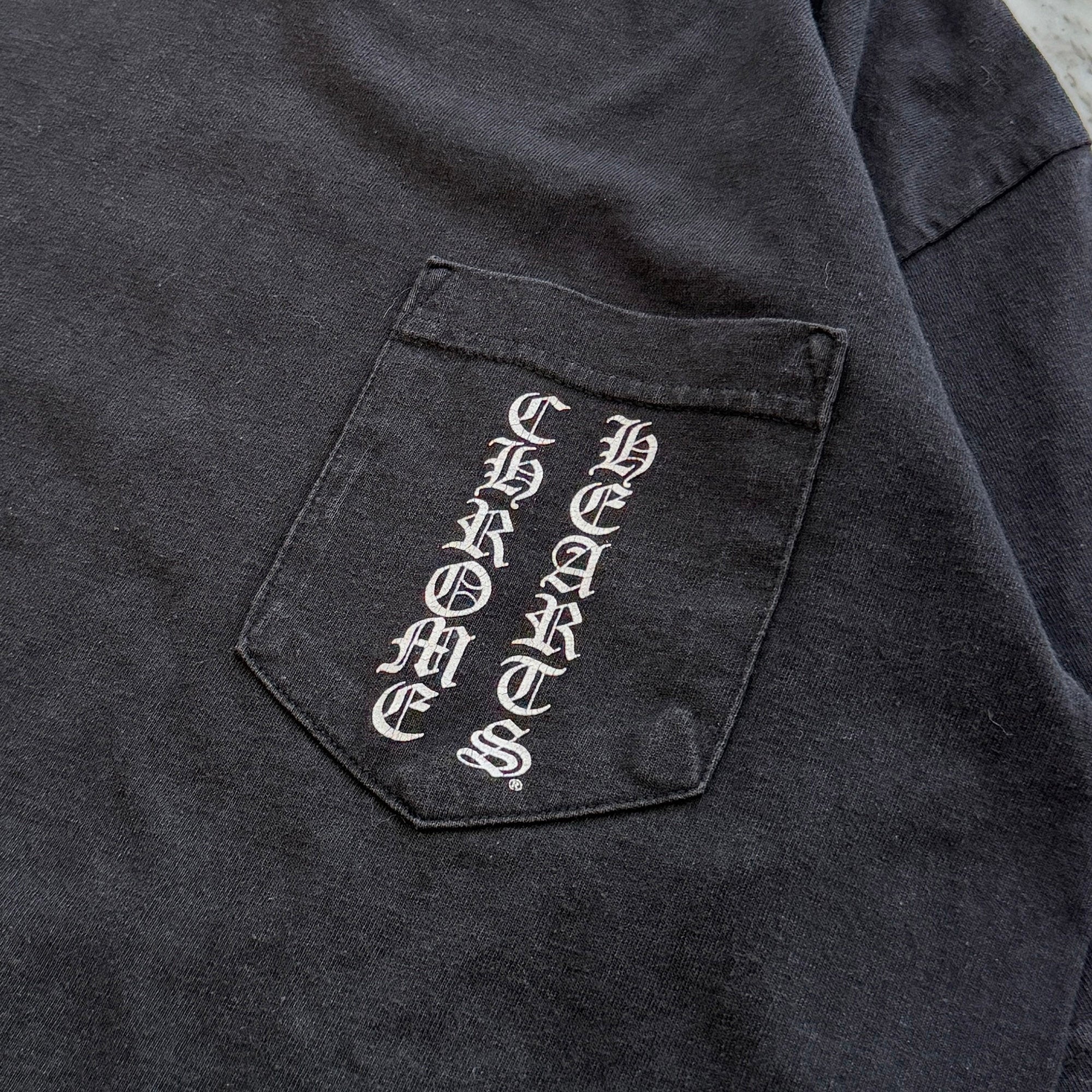CHROME HEARTS Made In Hollywood Back Floral Cross Vertical Logo Tee Size M クロムハーツ メイド イン ハリウッド バック フローラルクロス ヴァーティカルロゴTシャツ サイズM