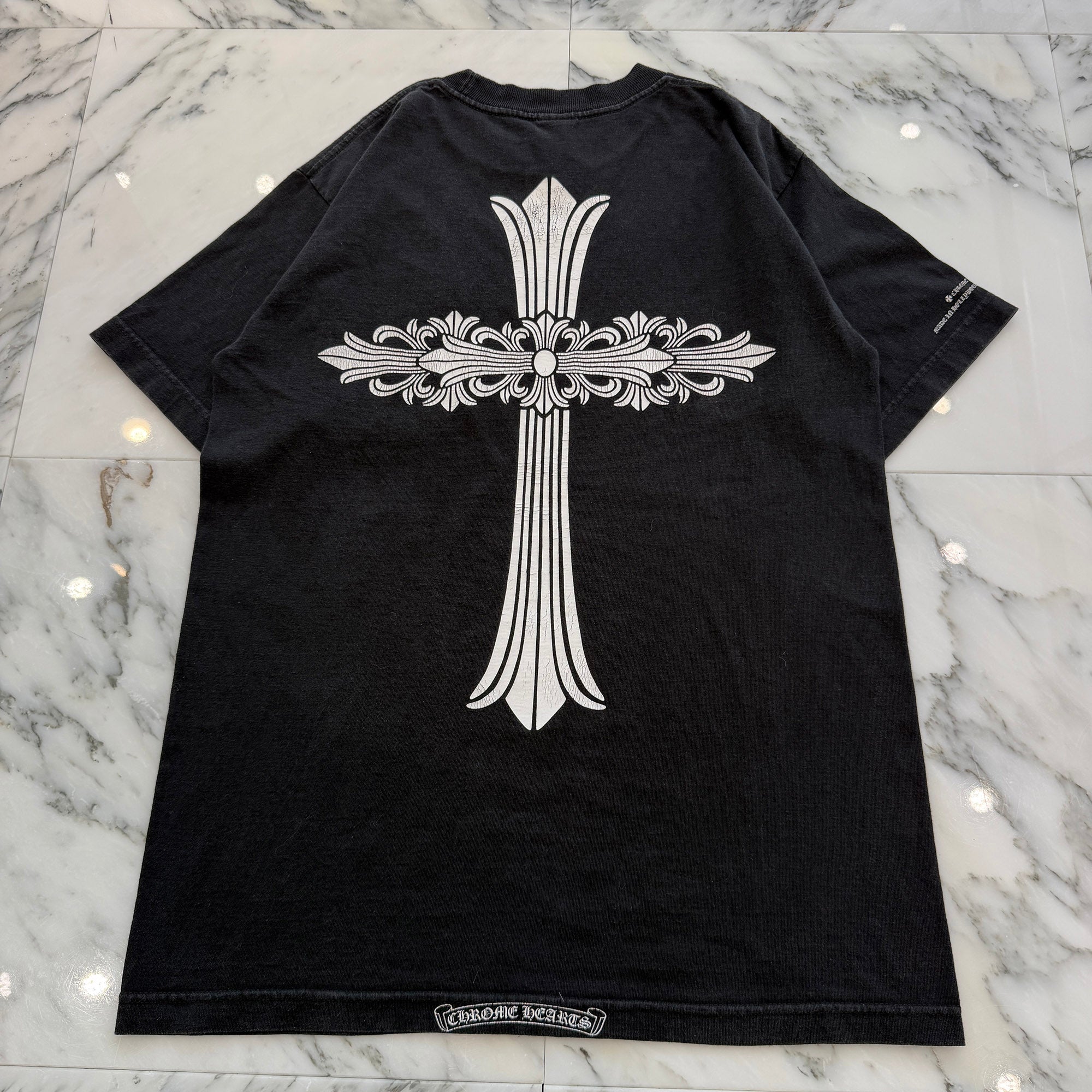 CHROME HEARTS Made In Hollywood Back Floral Cross Vertical Logo Tee Size M クロムハーツ メイド イン ハリウッド バック フローラルクロス ヴァーティカルロゴTシャツ サイズM