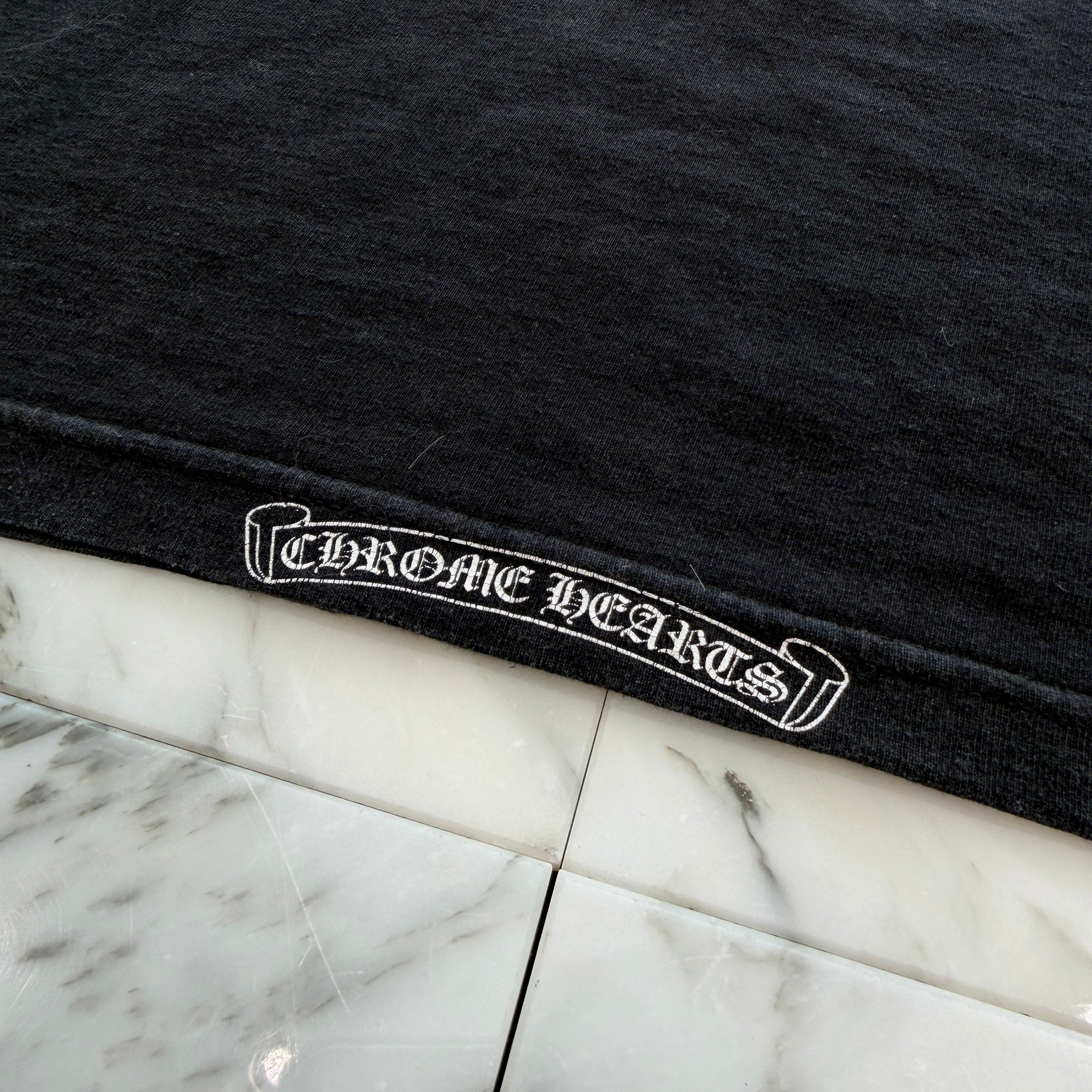 CHROME HEARTS Made In Hollywood Back Floral Cross Vertical Logo Tee Size M クロムハーツ メイド イン ハリウッド バック フローラルクロス ヴァーティカルロゴTシャツ サイズM