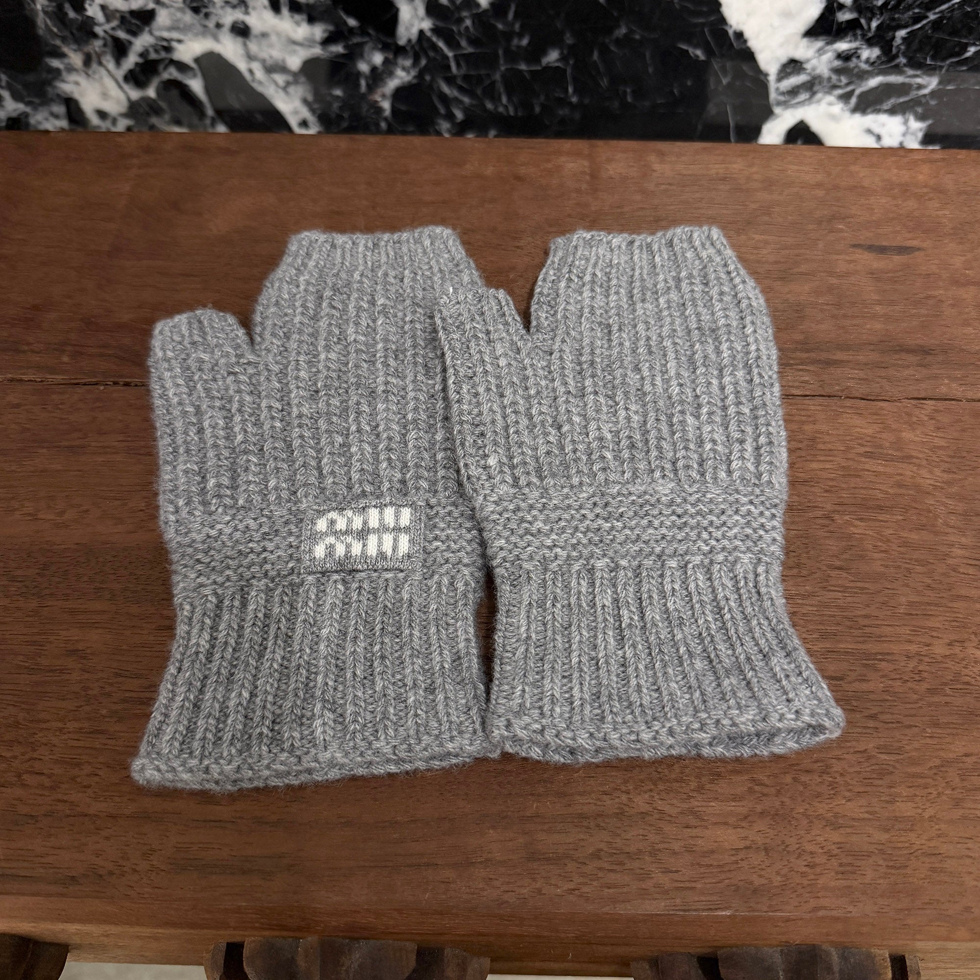 MIU MIU 2024AW Wool Cashmere Finger Less Knit Globe 5GG202 Size S ミュウミュウ ウールカシミヤ フィンガーレスニットグローブ サイズS