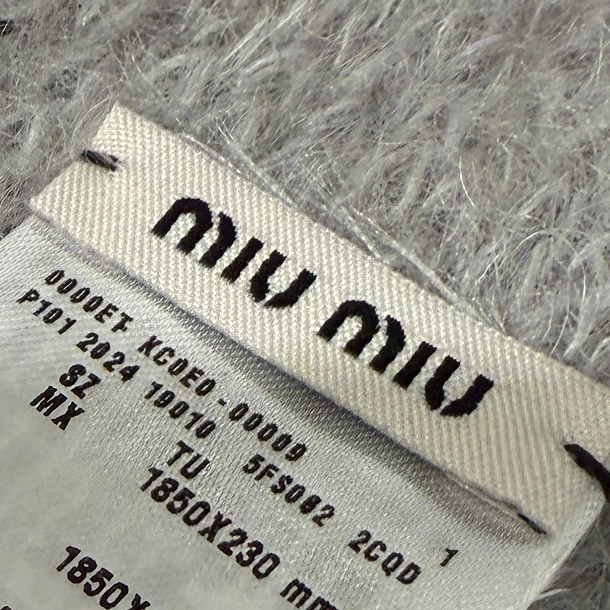 MIU MIU 2025AW Logo Embroidered Mohair Fringe Muffler 5FS062 Size TU ミュウミュウ ロゴ刺繡モヘアフリンジマフラー サイズTU