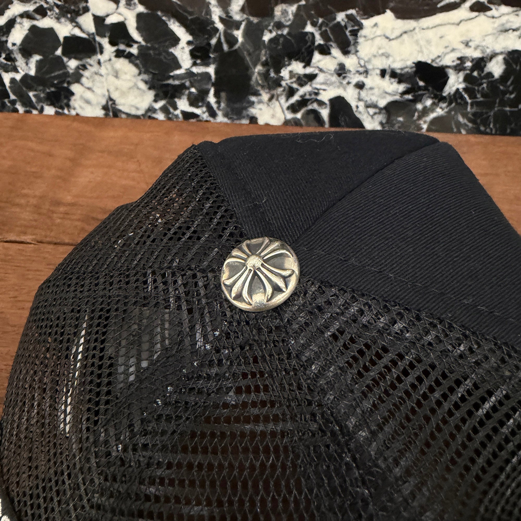 CHROME HEARTS Triple Cross Patch Trucker Cap Size ONE SIZE (51-61) クロムハーツ トリプルクロスパッチ トラッカーキャップ サイズONE SIZE (51-61)