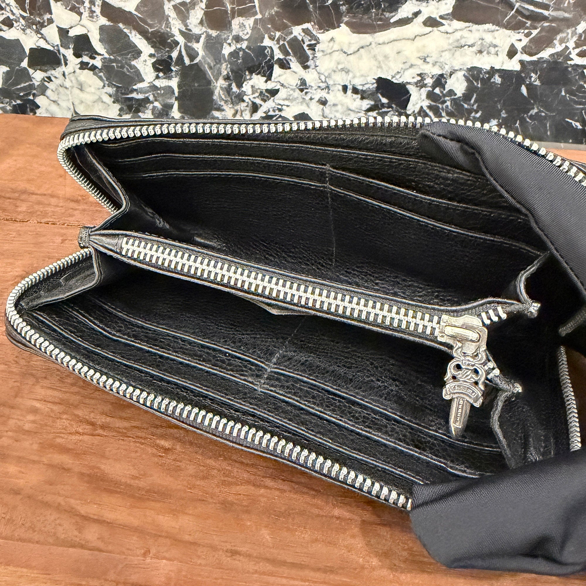 CHROME HEARTS 3 Cemetery Cross Leather Patch REC F ZIP Wallet
