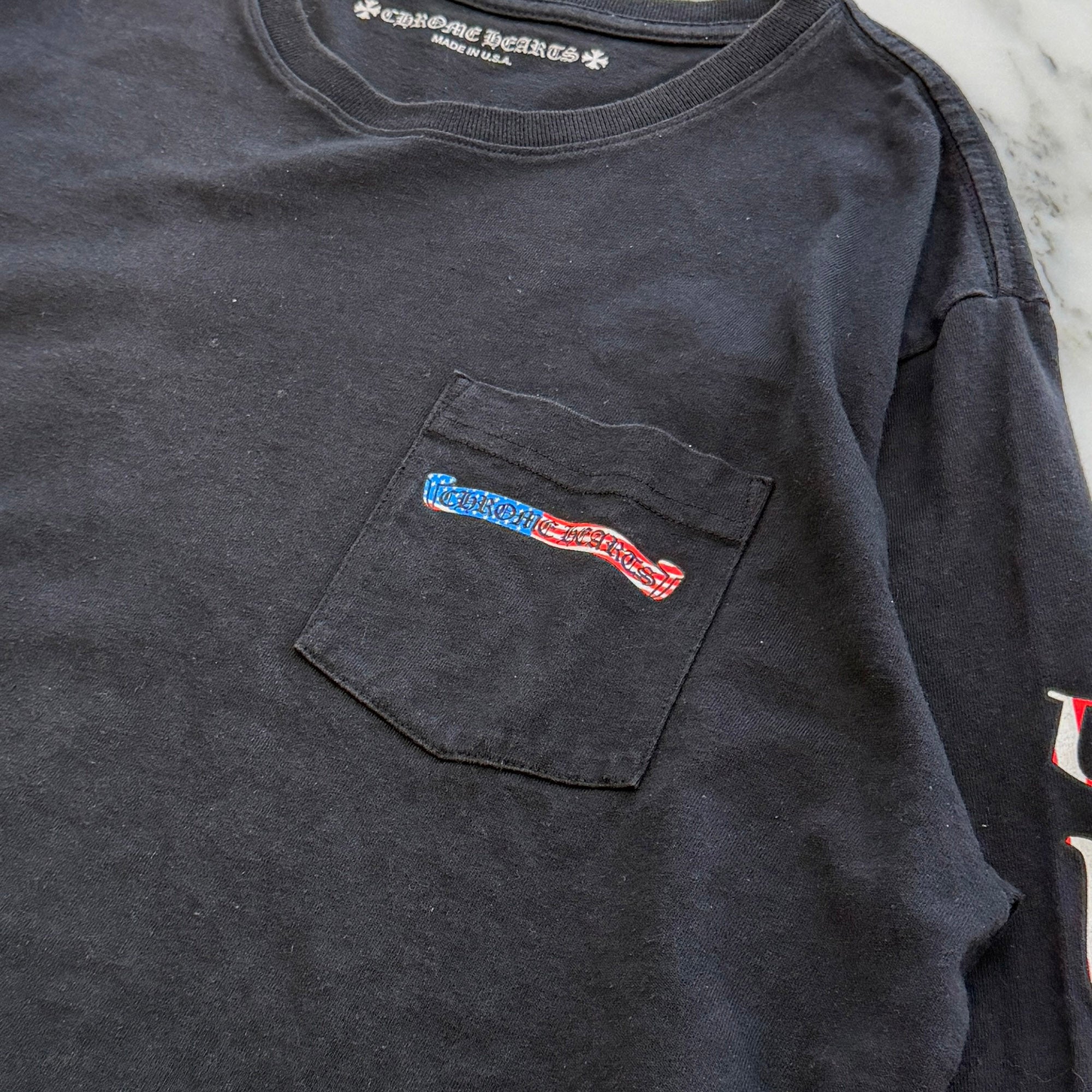 CHROME HEARTS American Flag Back Scroll Logo Label Long Sleeve Tee Size XL クロムハーツ アメリカンフラッグ バックスクロール ロゴラベル ロングスリーブ Tシャツ サイズXL