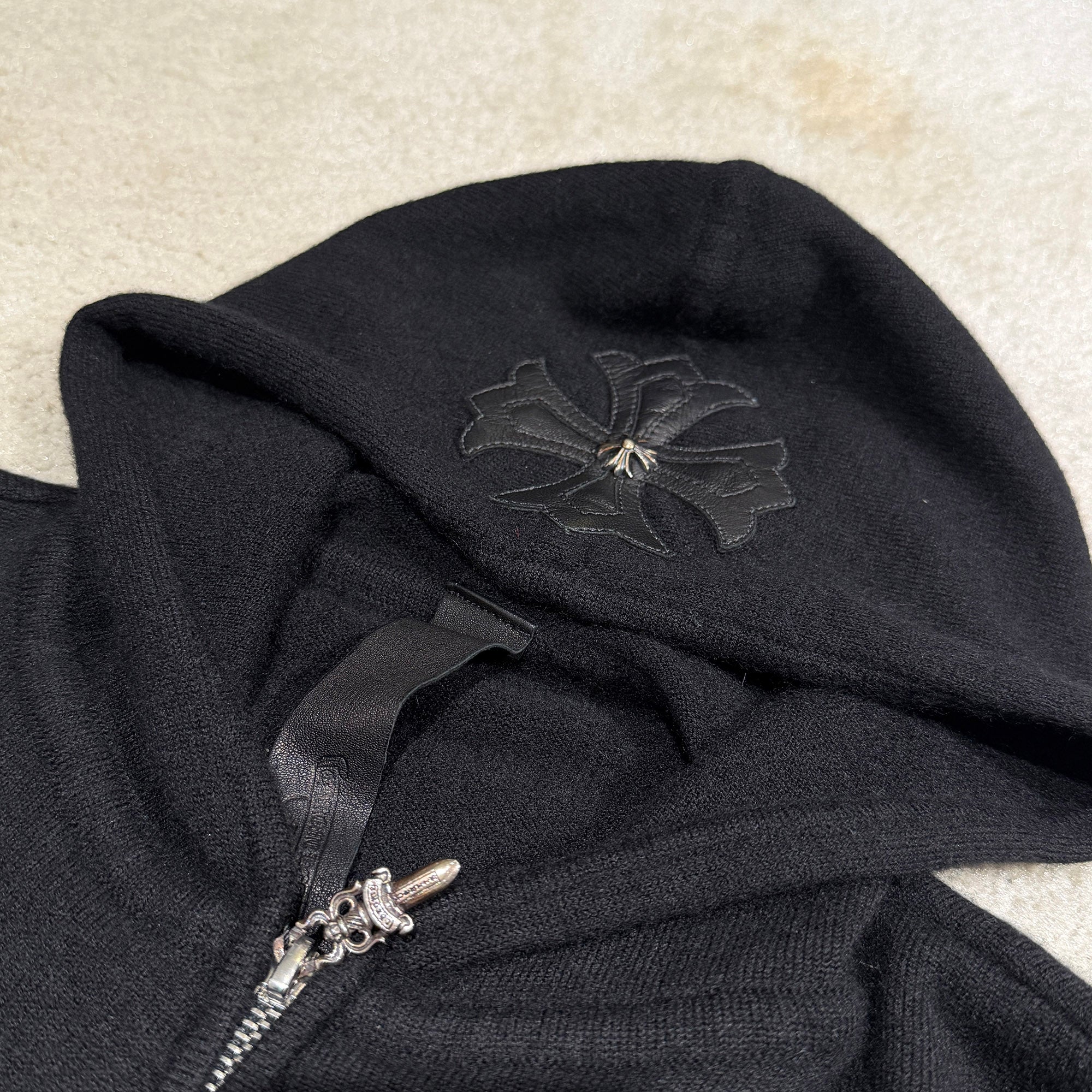 CHROME HEARTS Y NOT Floral Cross Leather Patch Cashmere Zip Up Hoodie Size L クロムハーツ ワイノット フローラルクロス レザーパッチ カシミア ジップアップ フーディー サイズL