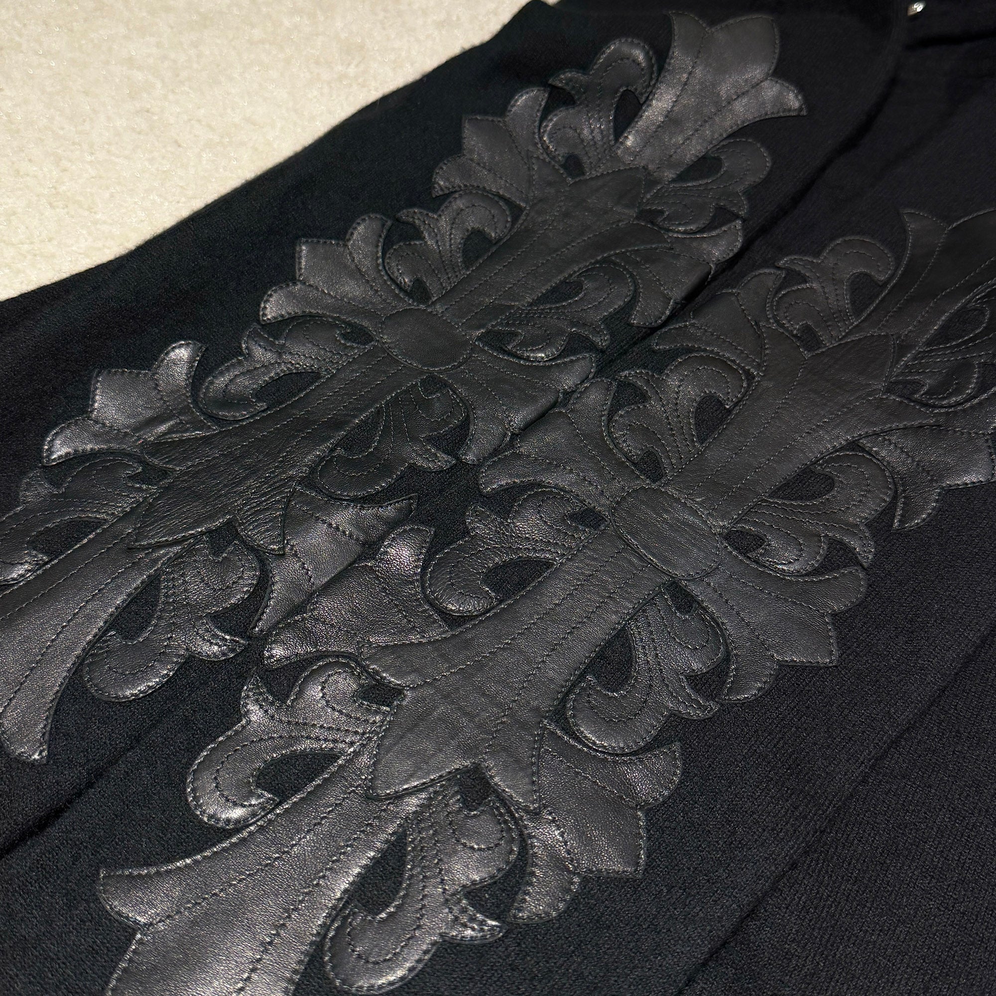 CHROME HEARTS Y NOT Floral Cross Leather Patch Cashmere Zip Up Hoodie Size L クロムハーツ ワイノット フローラルクロス レザーパッチ カシミア ジップアップ フーディー サイズL