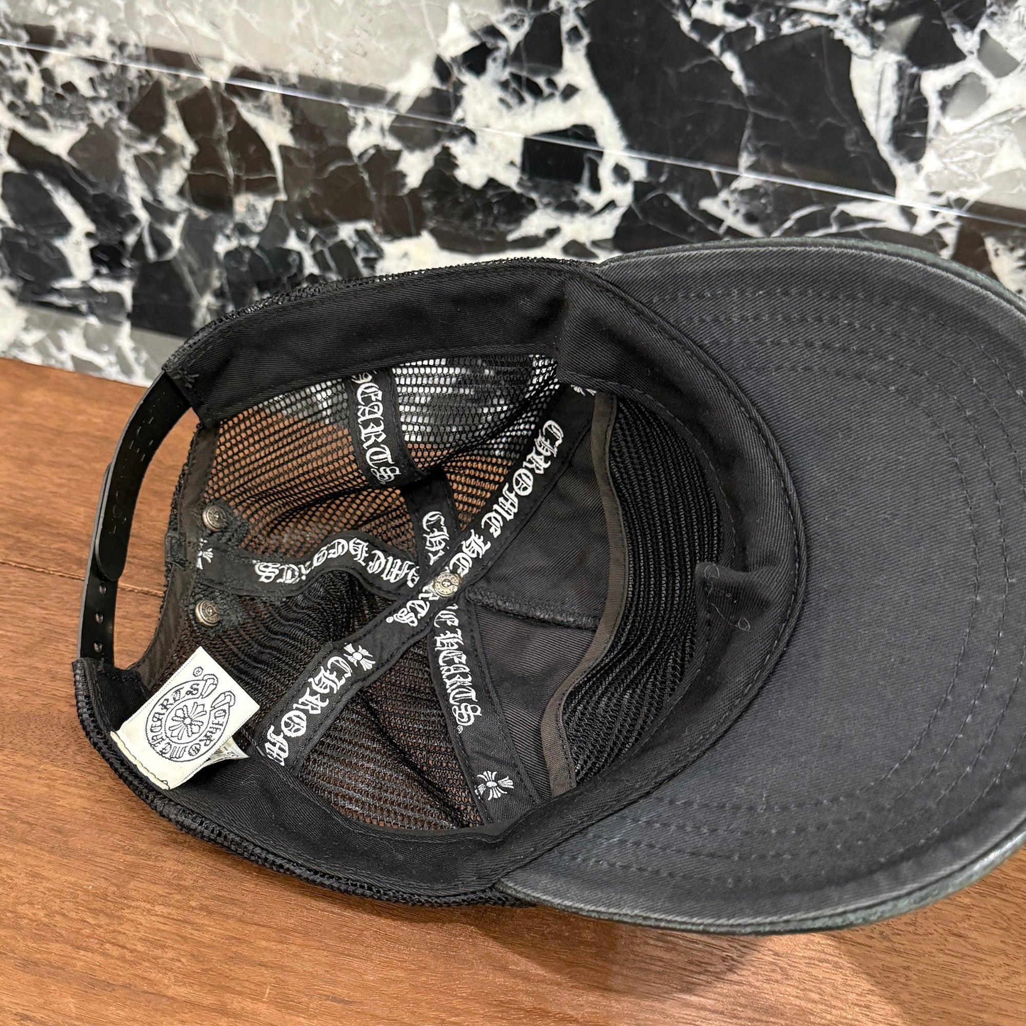 CHROME HEARTS Cemetary Cross Leather Patch Trucker Cap クロムハーツ セメタリークロス レザーパッチ トラッカーキャップ