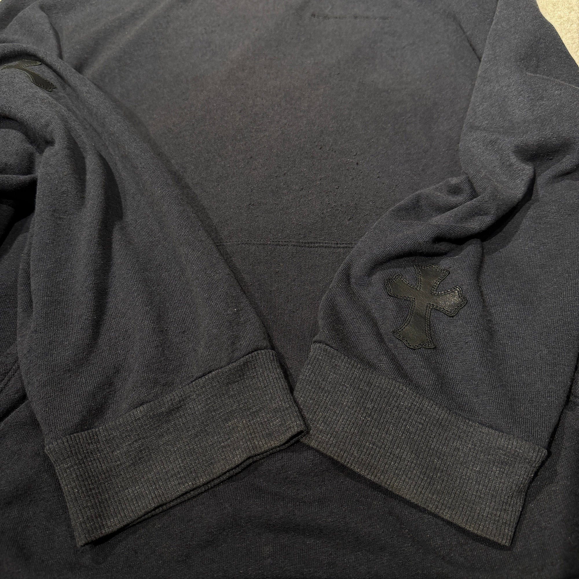 CHROME HEARTS Y NOT Cemetery Cross Leather Patch Pullover Hoodie Size XL クロムハーツ ワイノット セメタリークロスレザーパッチ プルオーバー フーディー サイズXL
