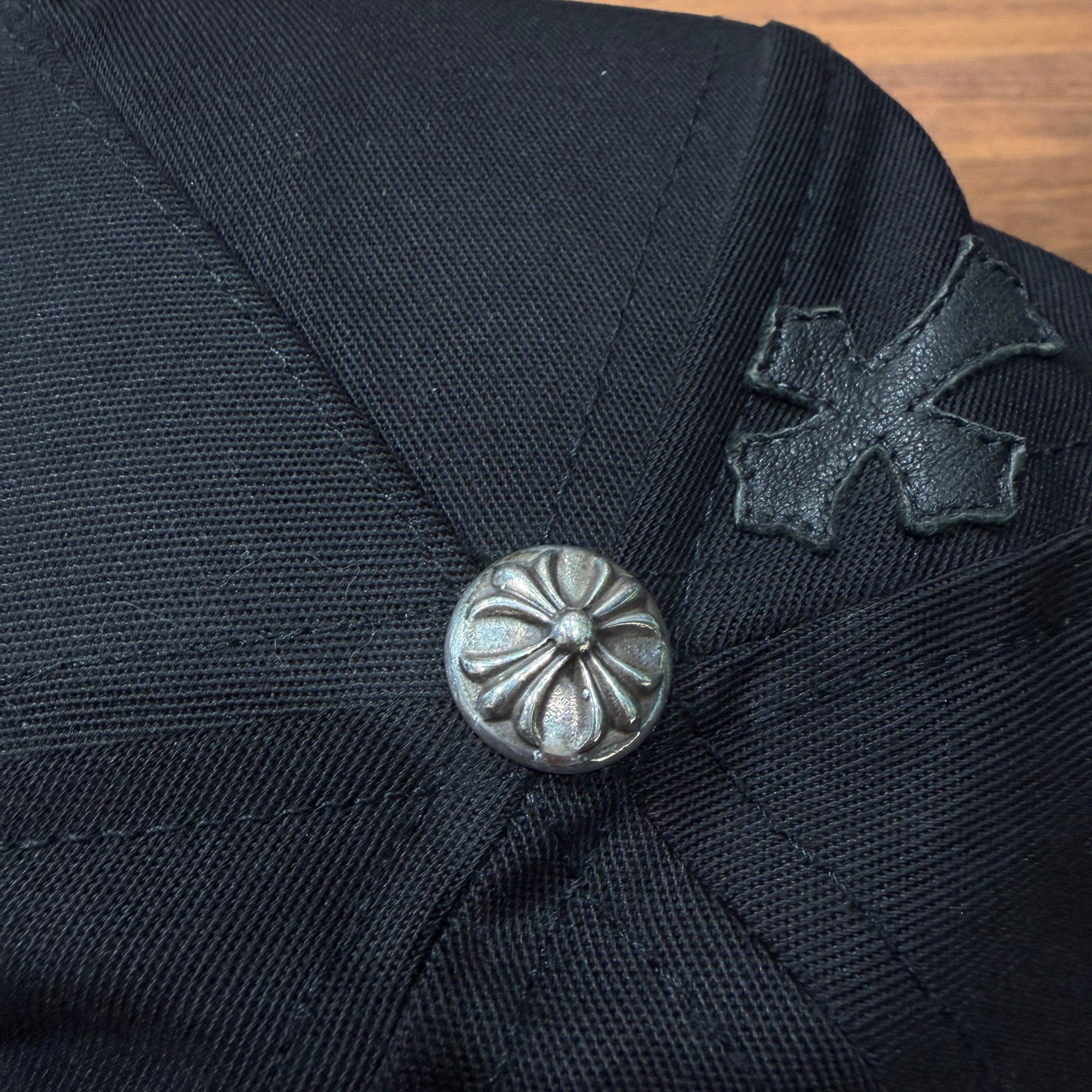 CHROME HEARTS Cemetery Cross Patch Trucker Cap ONE SIZE (53-60) クロムハーツ セメタリークロスパッチ トラッカーキャップ ONE SIZE (53-60)