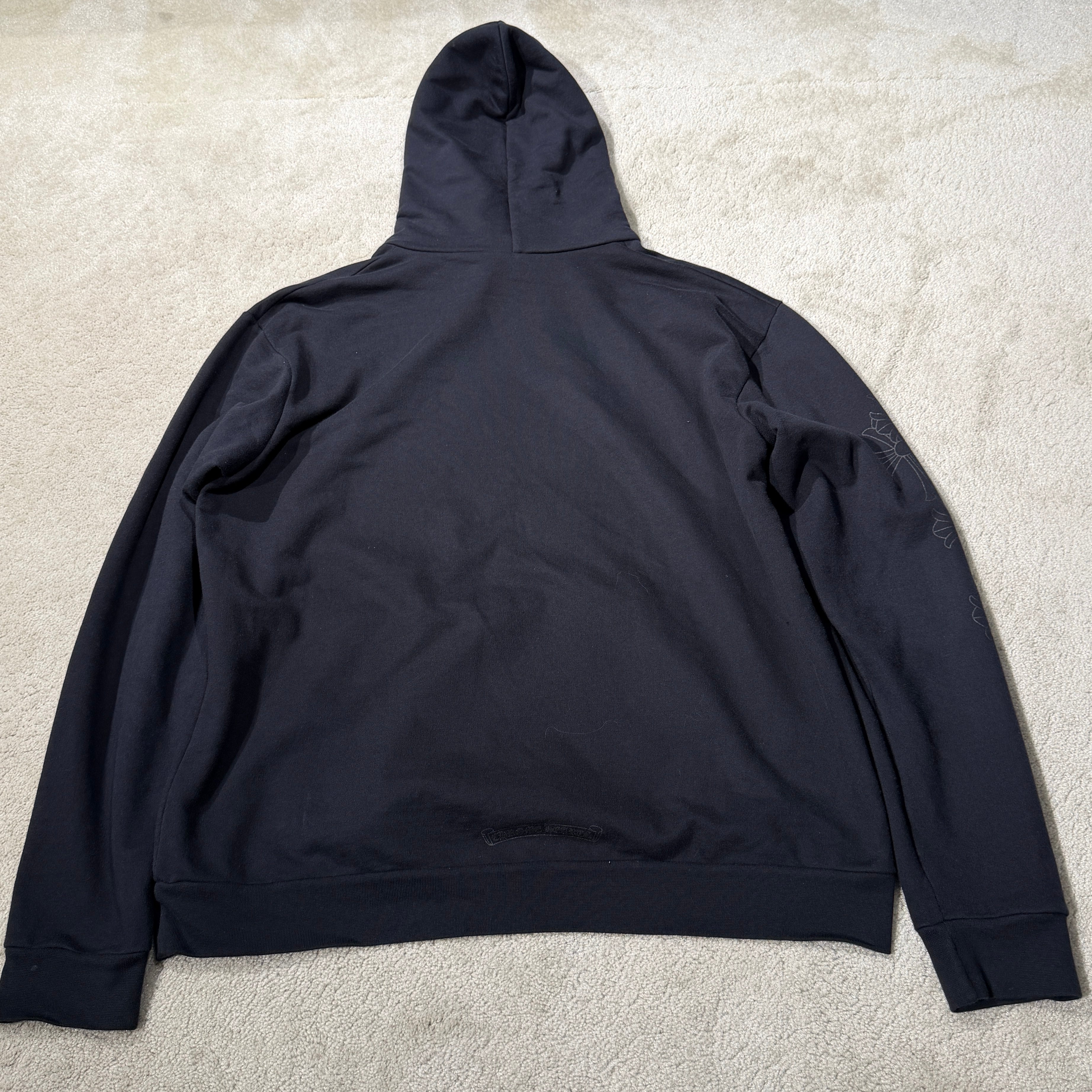 CHROME HEARTS Miami Limited Vertical Logo Cemetery Cross Print Pullover Hoodie Size L クロムハーツ マイアミ限定 ヴァーティカルロゴ セメタリークロスプリント プルオーバーフーディー サイズL