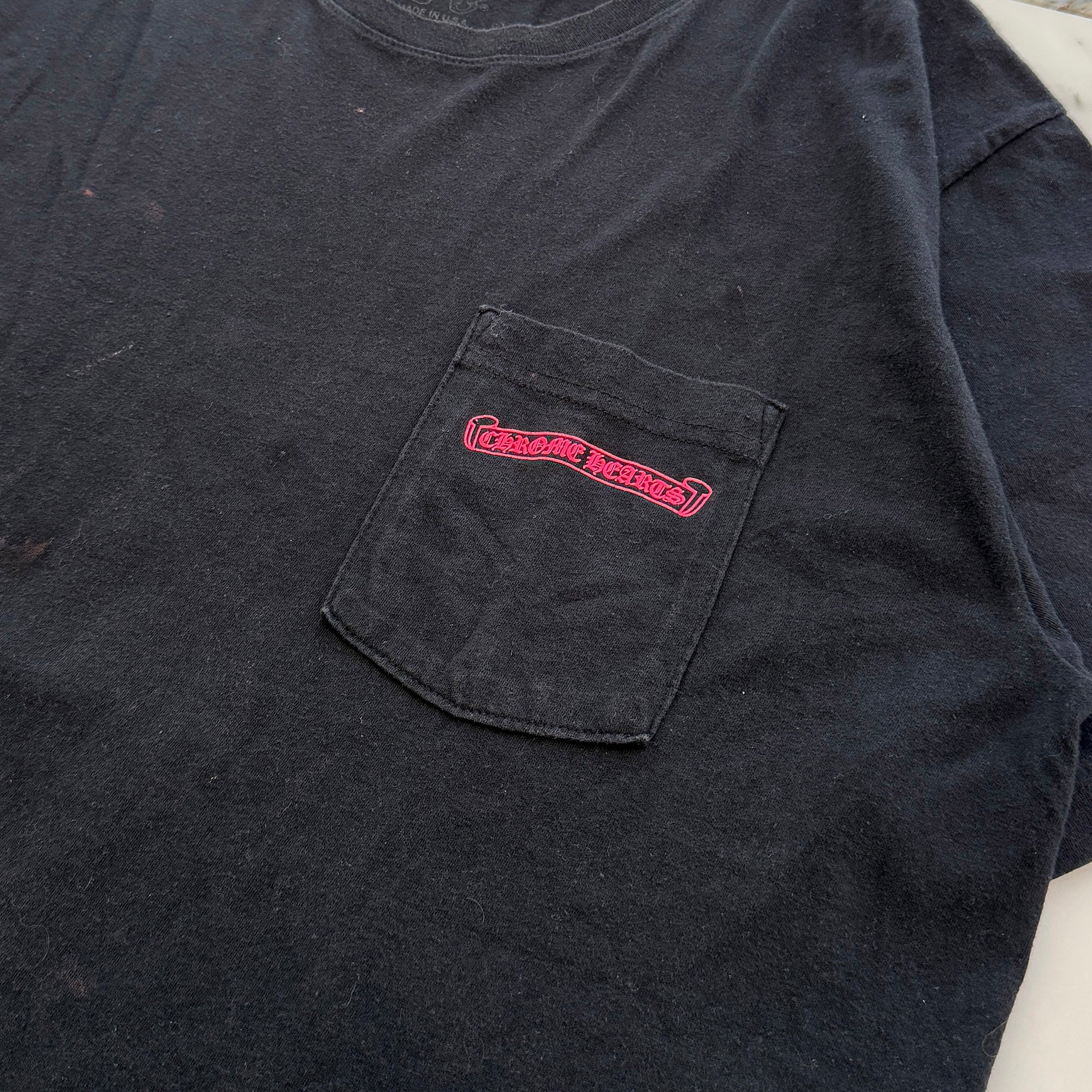 CHROME HEARTS Pink Made in Hollywood Vertical Logo Tee Size XL クロムハーツ ピンク メイドインハリウッド ヴァーティカルロゴ Tシャツ サイズXL