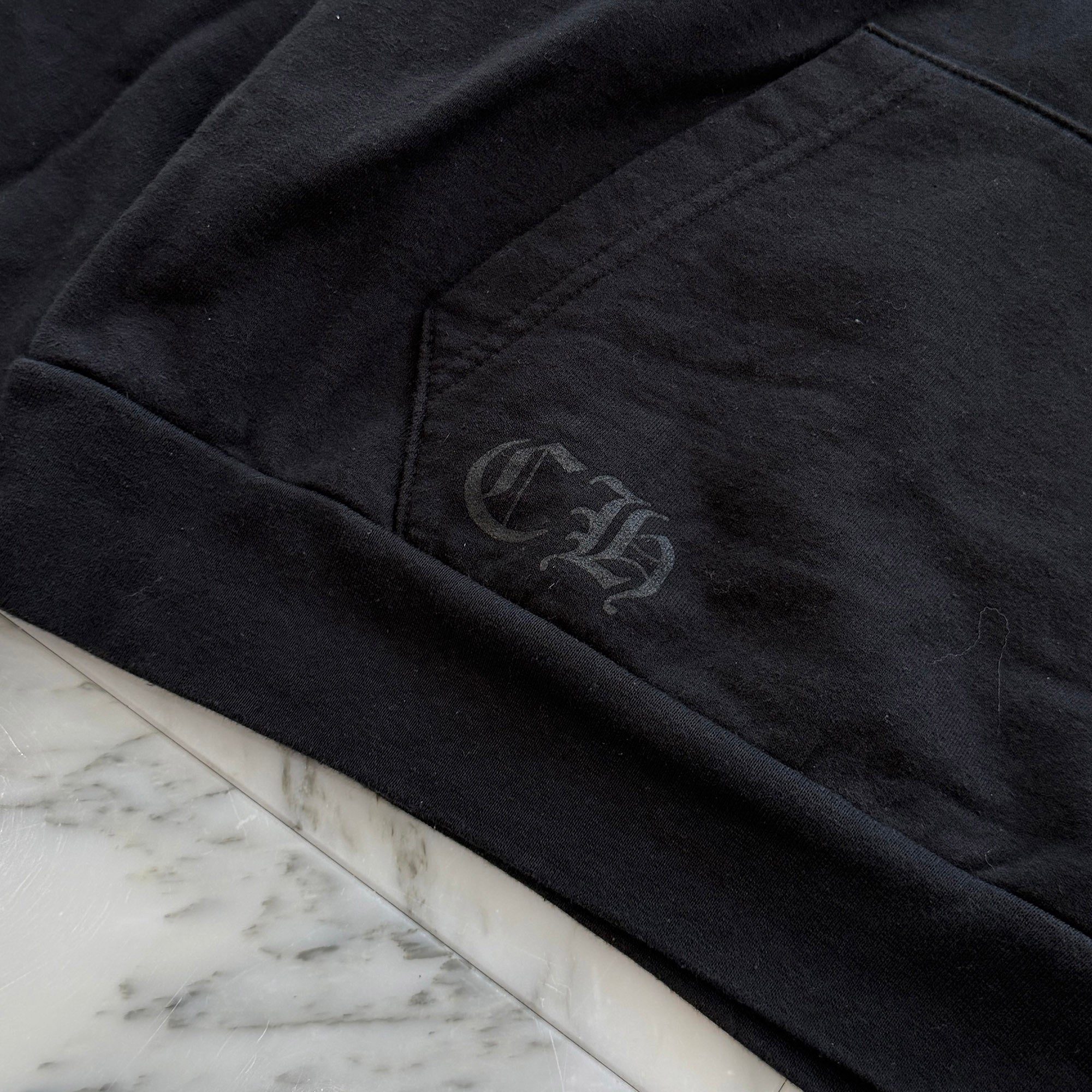 CHROME HEARTS Hong Kong Limited Back Scroll And Logo Cross Pullover Hoodie Size S クロムハーツ 香港限定 バックスクロール＆ロゴクロスプルオーバーフーディー サイズS