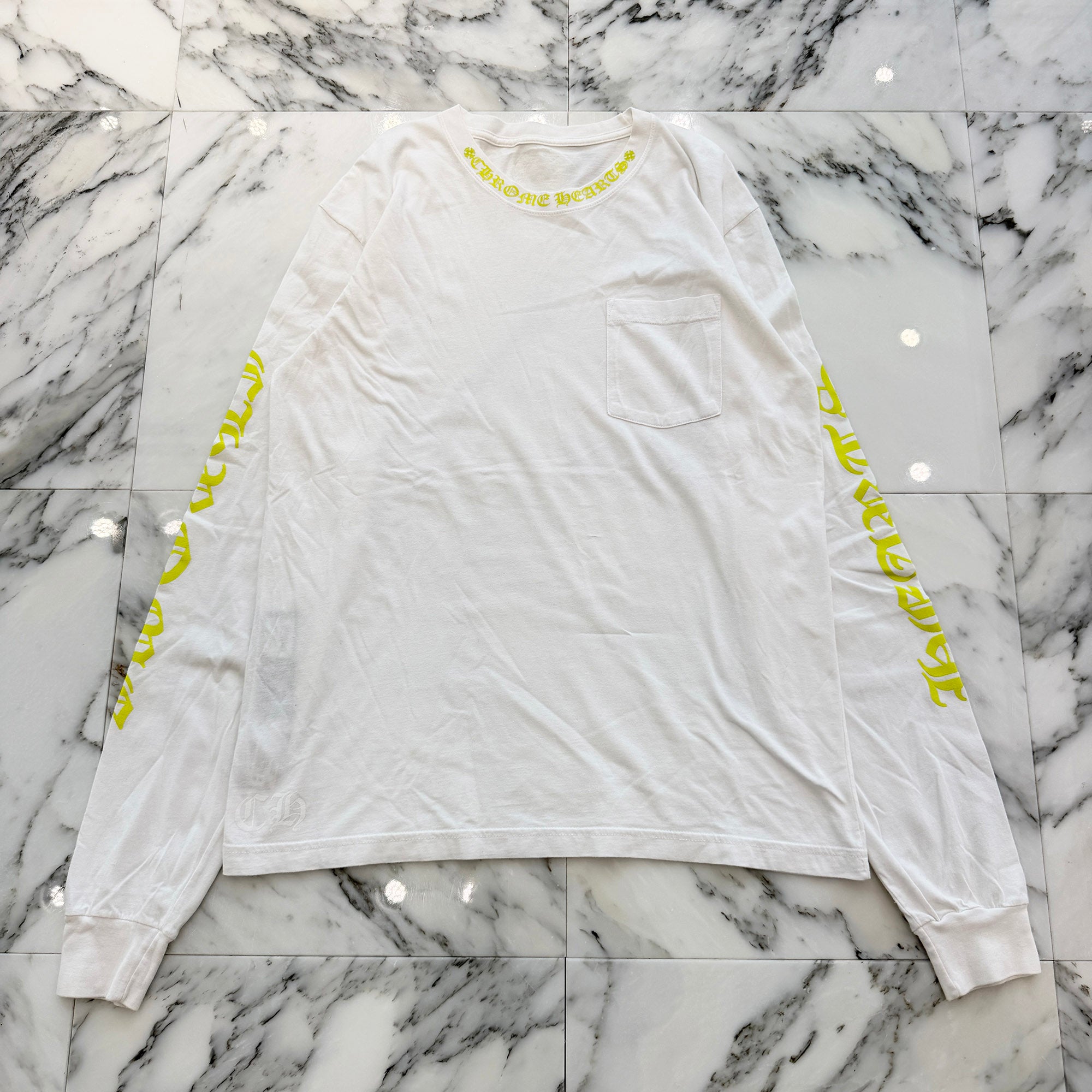 CHROME HEARTS Old English Neck Logo Neon Yellow Long Sleeve Tee Size L クロムハーツ オールドイングリッシュネックロゴネオンイエローロングスリーブTシャツ サイズL