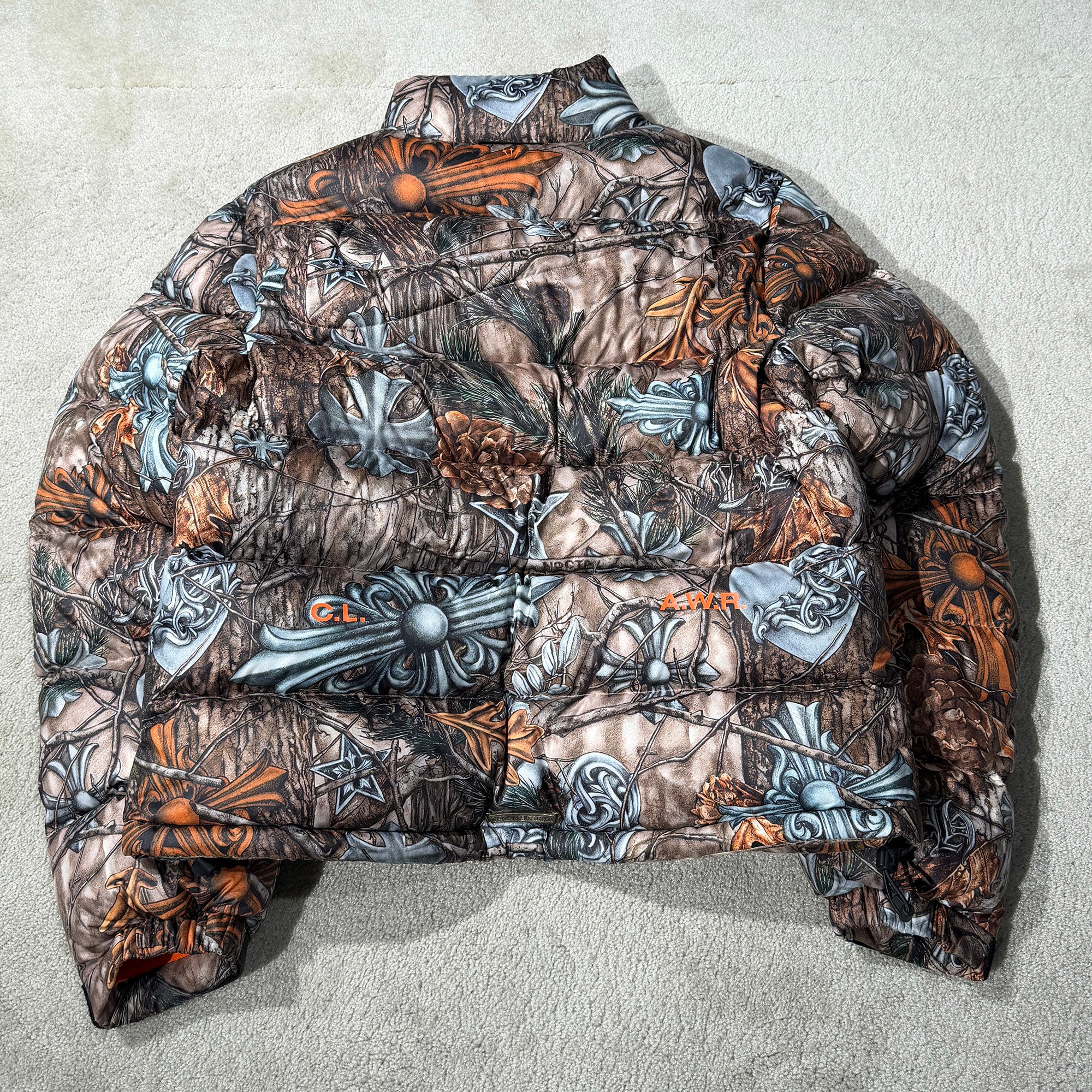 CHROME HEARTS × NIKE × Drake NOCTA 2026SS 3 Cemetery Cross Leather Patch Camo Down Jacket Size M クロムハーツ×ナイキ×ドレイク ノクタ 3 セメタリークロス レザーパッチ カモ ダウンジャケット サイズM