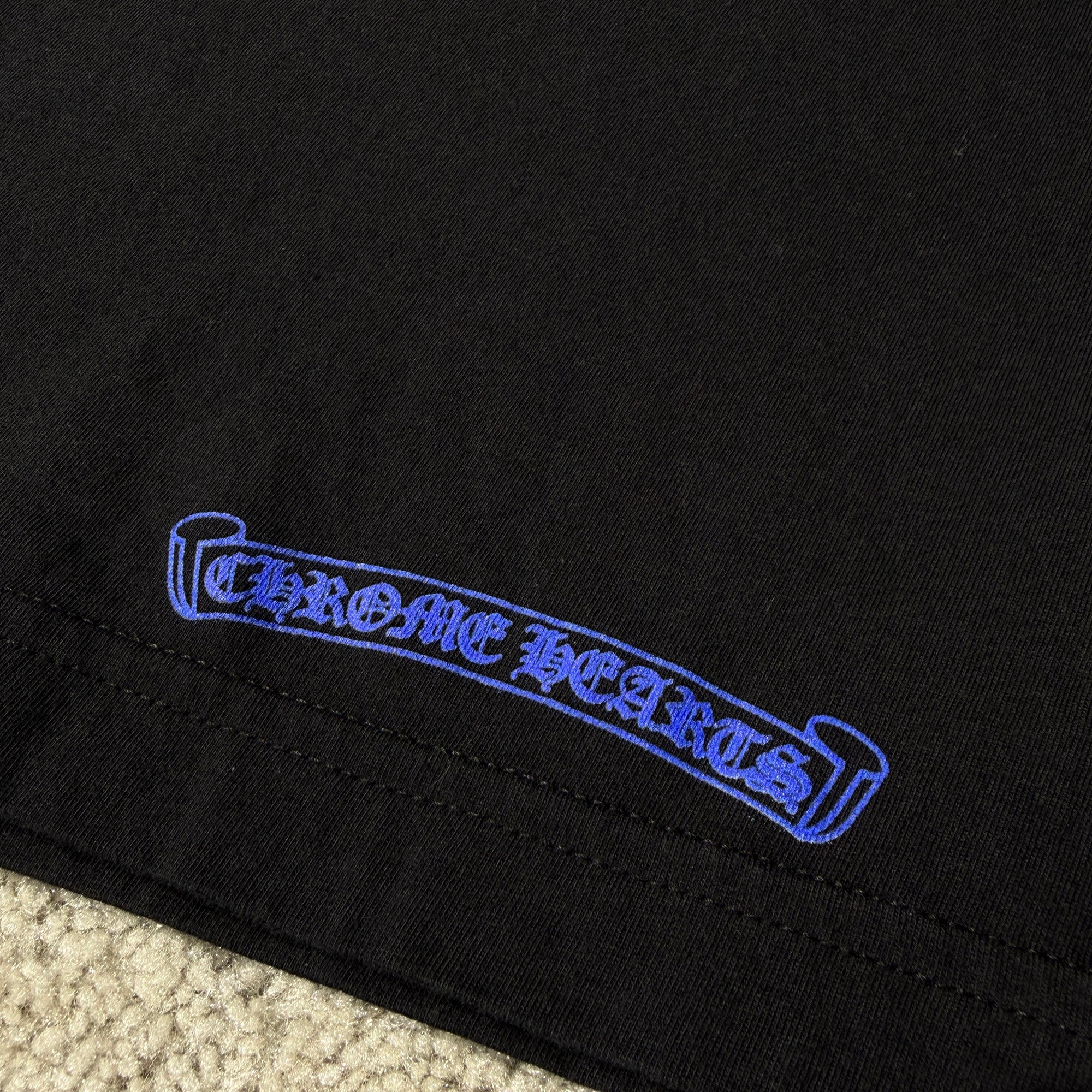 CHROME HEARTS Old English Neck Logo Neon Blue Long Sleeve Tee Size L クロムハーツ オールドイングリッシュネックロゴネオンブルーロングスリーブTシャツ サイズL