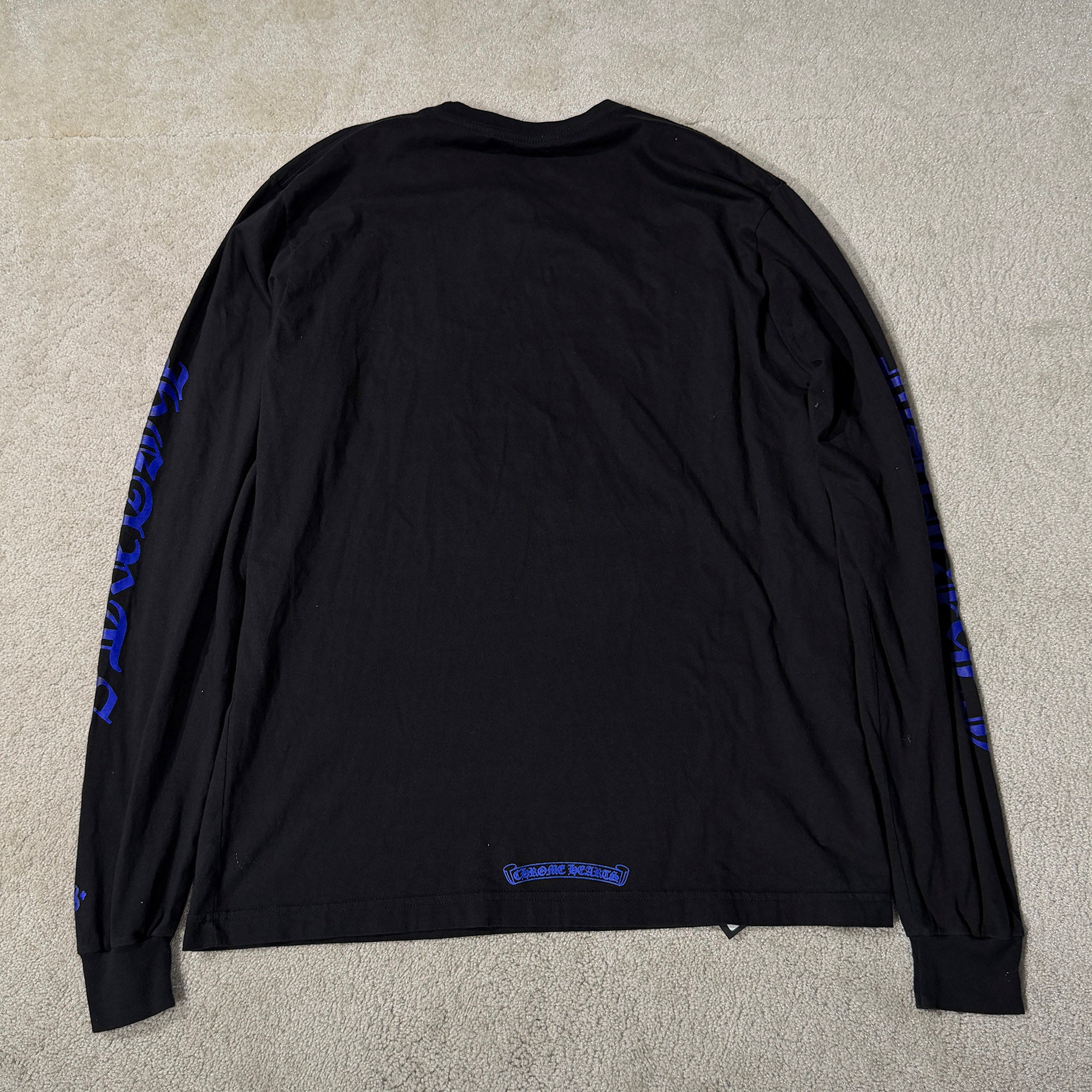 CHROME HEARTS Old English Neck Logo Neon Blue Long Sleeve Tee Size L クロムハーツ オールドイングリッシュネックロゴネオンブルーロングスリーブTシャツ サイズL