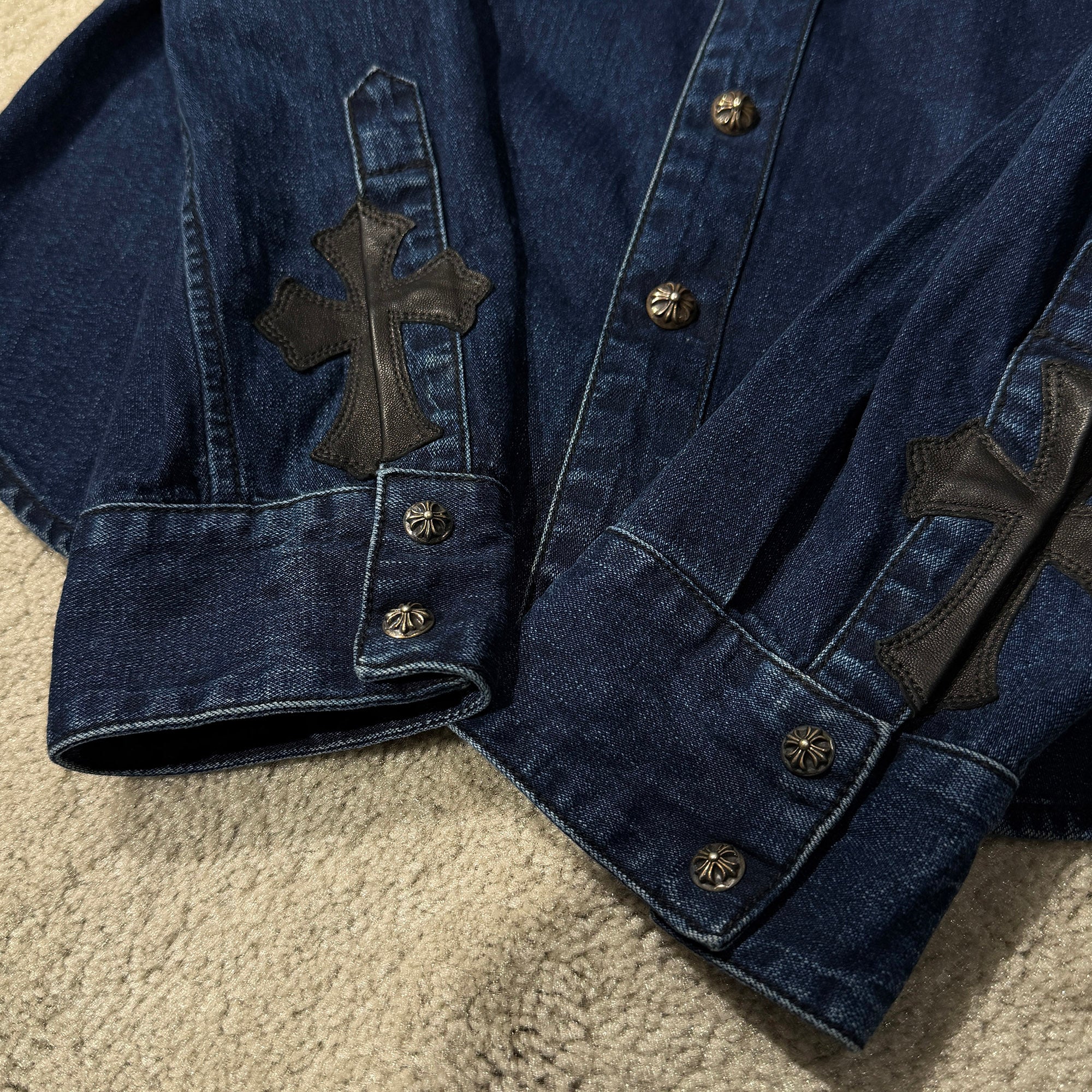 CHROME HEARTS Y NOT Leather Cross Patch Denim Shirt Size M クロムハーツ レザークロスパッチ デニムシャツ サイズM