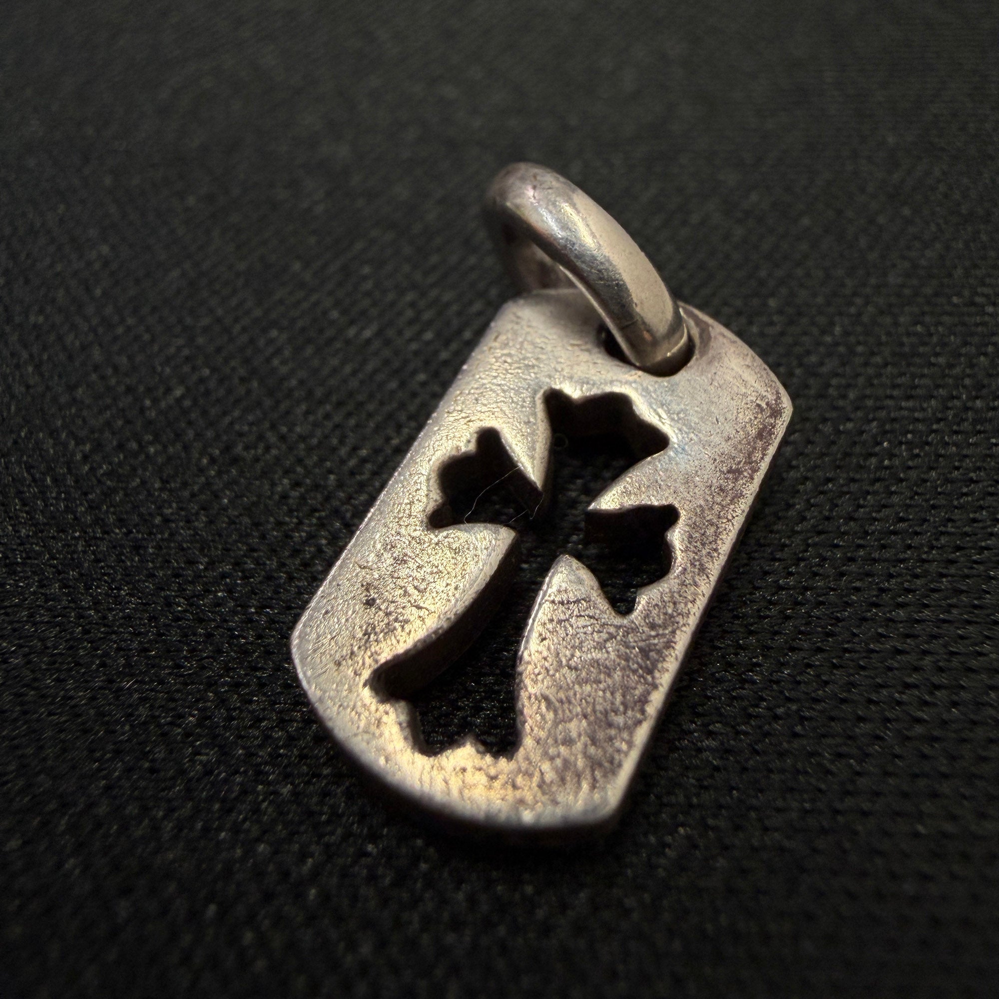 CHROME HEARTS Tiny Cut Out Cross Dock Tag Charm Pave Diamond クロムハーツ タイニー カットアウトクロス ドッグタグ チャーム パヴェダイヤモンド