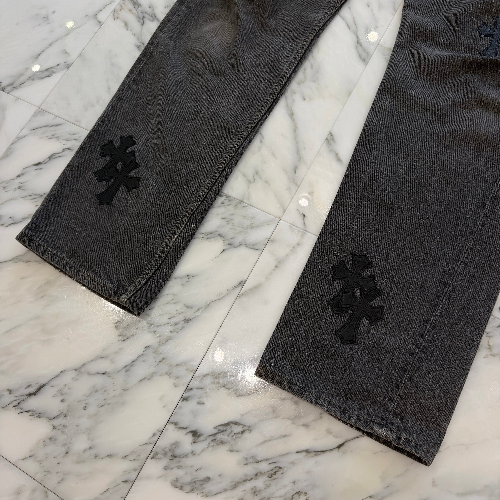 CHROME HEARTS × Levi's 501 VNTG Leather Cross Patch Denim Pants Size 32 クロムハーツ × リーバイス 501 ヴィンテージ レザークロスパッチ デニムパンツ サイズ32