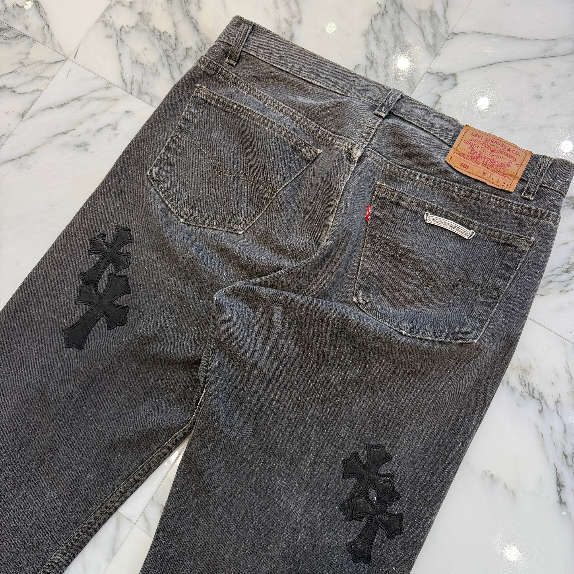 CHROME HEARTS × Levi's 501 VNTG Leather Cross Patch Denim Pants Size 32 クロムハーツ × リーバイス 501 ヴィンテージ レザークロスパッチ デニムパンツ サイズ32