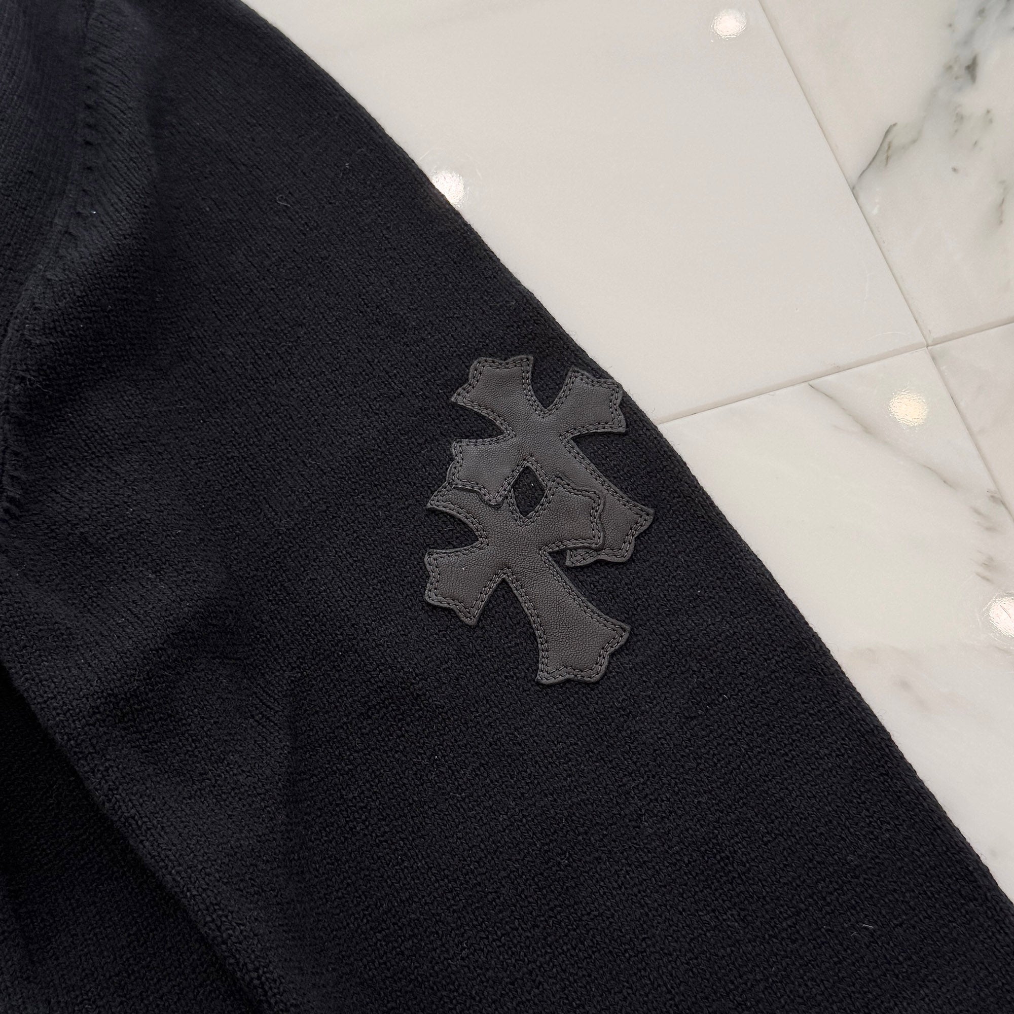 CHROME HEARTS Y NOT Leather Cross Patch Cashmere Knit Pullover Hoodie Size L クロムハーツ ワイノット レザークロスパッチ カシミヤニット プルオーバーフーディ サイズL