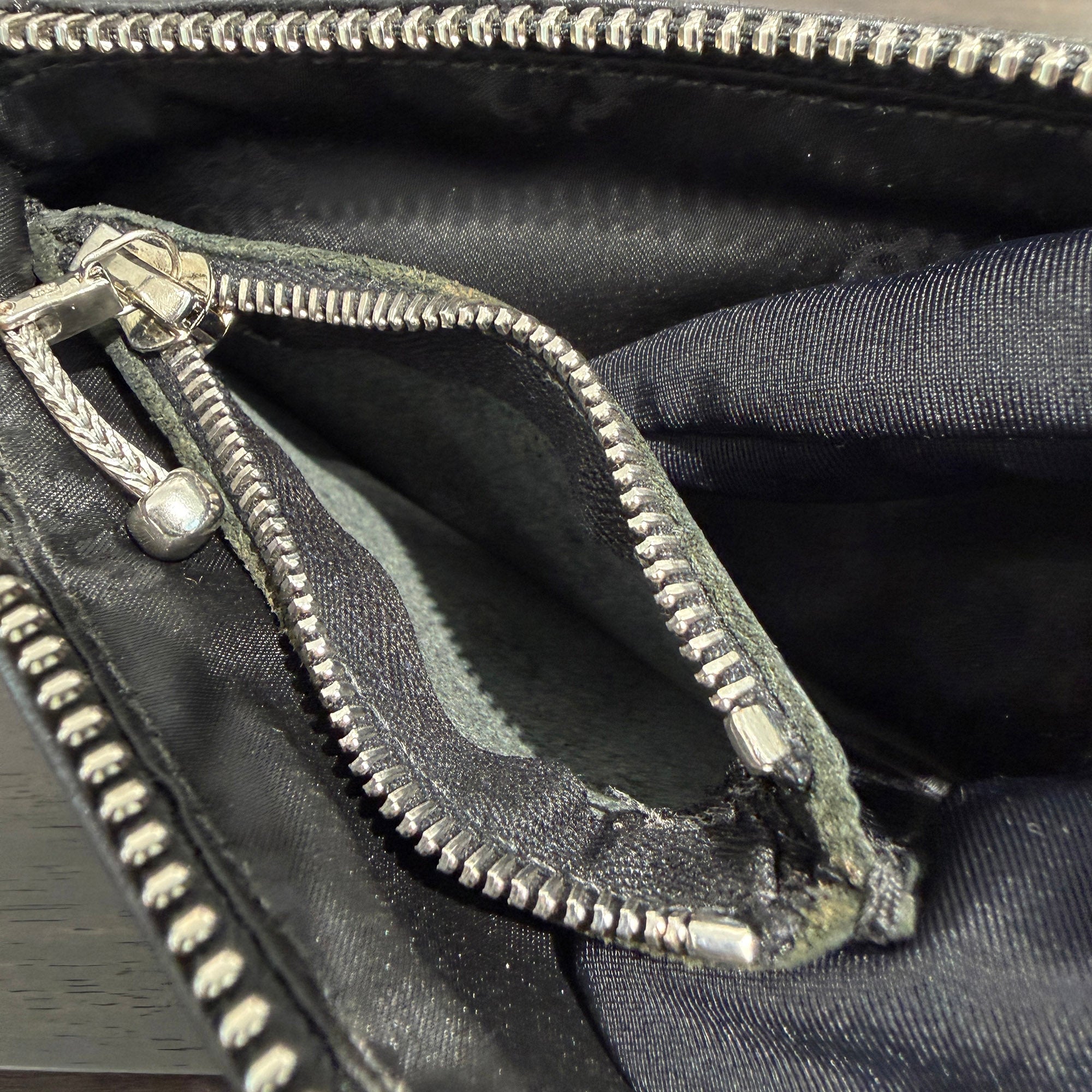 CHROME HEARTS Tiny Zip Wallet クロムハーツ タイニージップ ウォレット