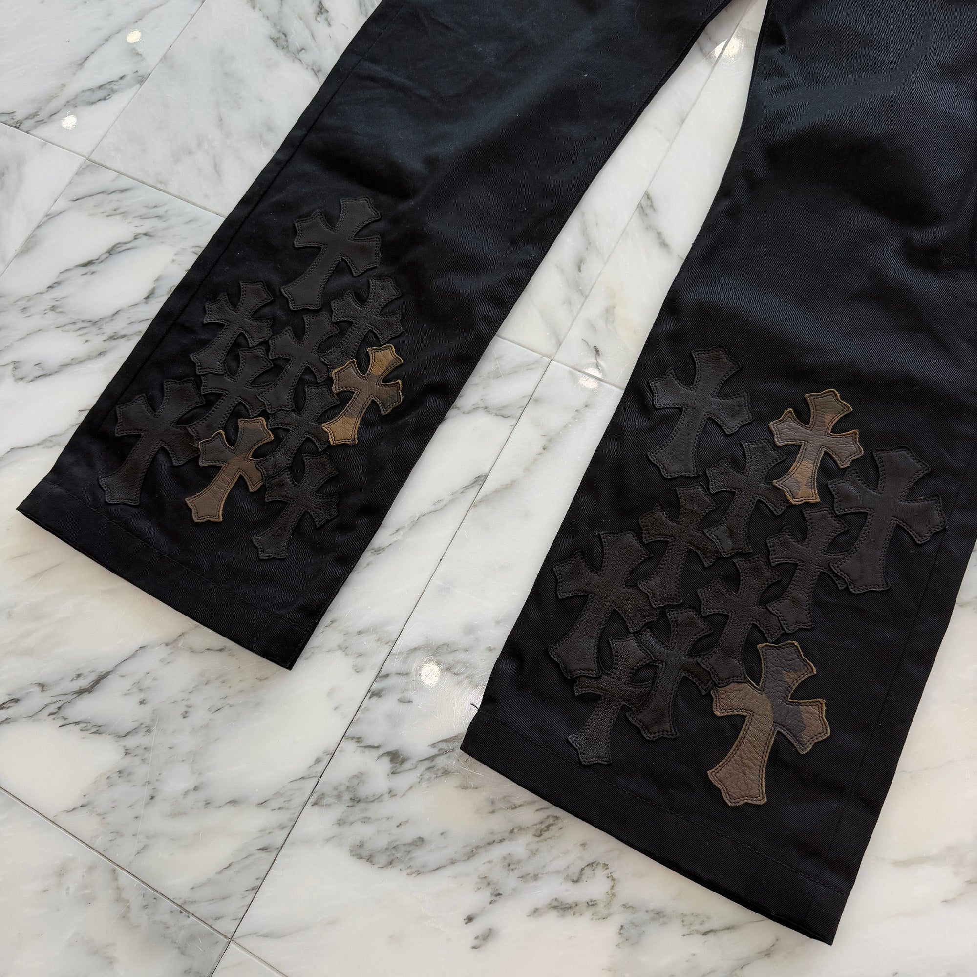 CHROME HEARTS Cemetery Cross Leather Patch Chino Pants Size 32 クロムハーツ セメタリー クロスレザーパッチ チノパンツ サイズ32