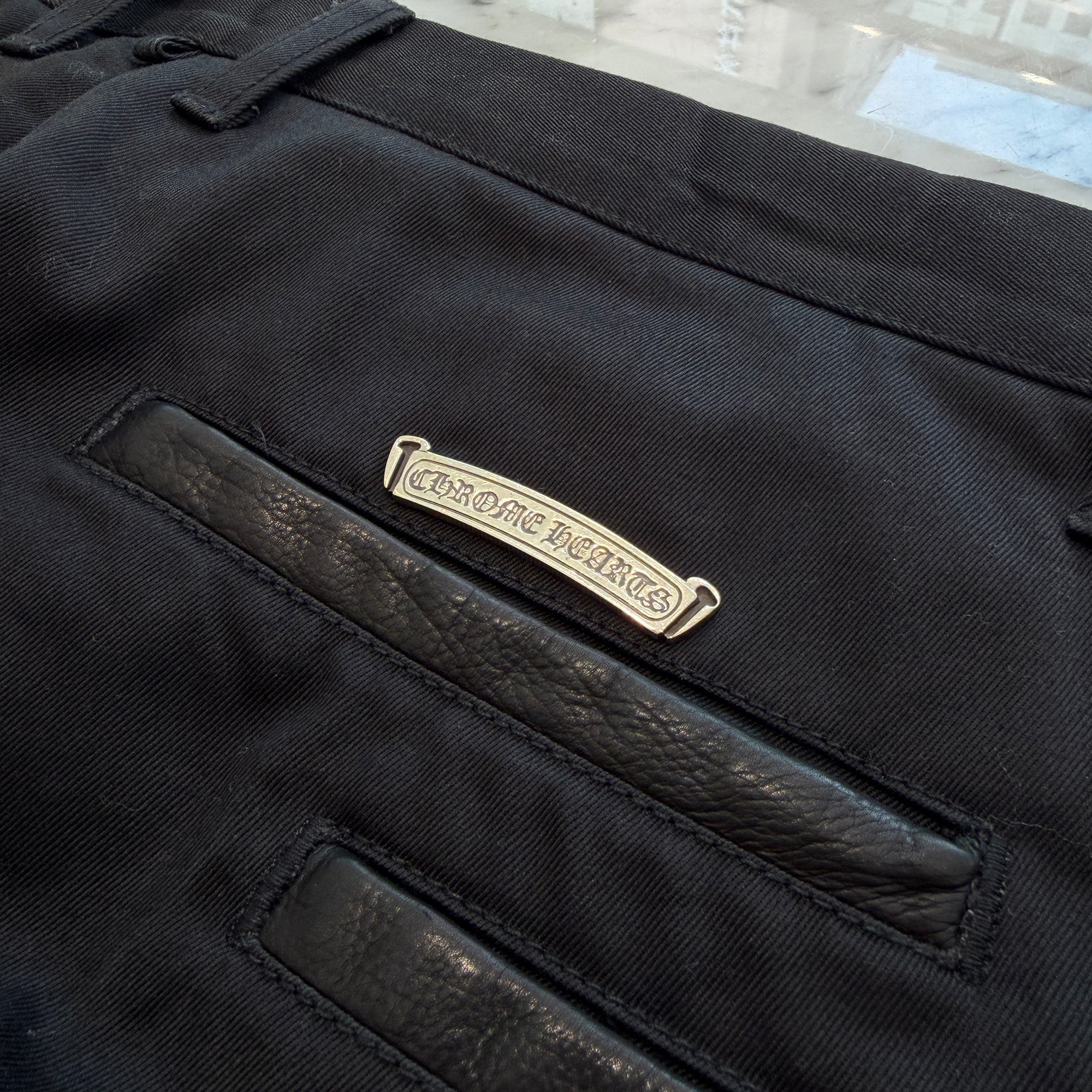 CHROME HEARTS Cemetery Cross Leather Patch Chino Pants Size 32 クロムハーツ セメタリー クロスレザーパッチ チノパンツ サイズ32
