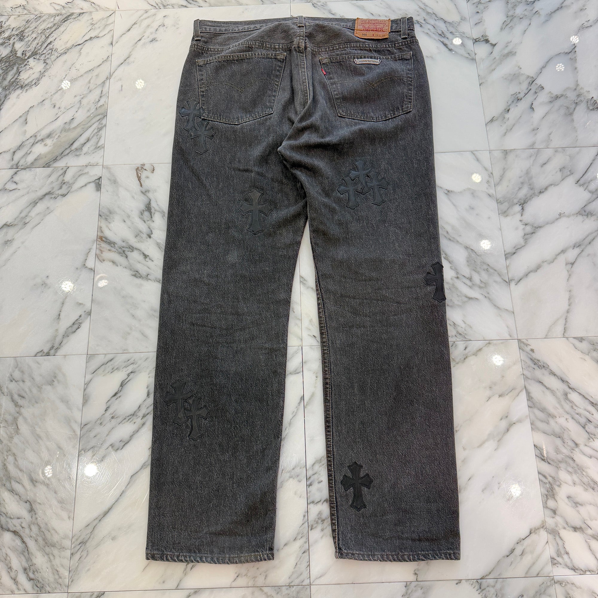 CHROME HEARTS × Levi's 501 VNTG Leather Cross Patch Denim Pants Size 34 クロムハーツ × リーバイス 501 ヴィンテージ レザークロスパッチ デニムパンツ サイズ34