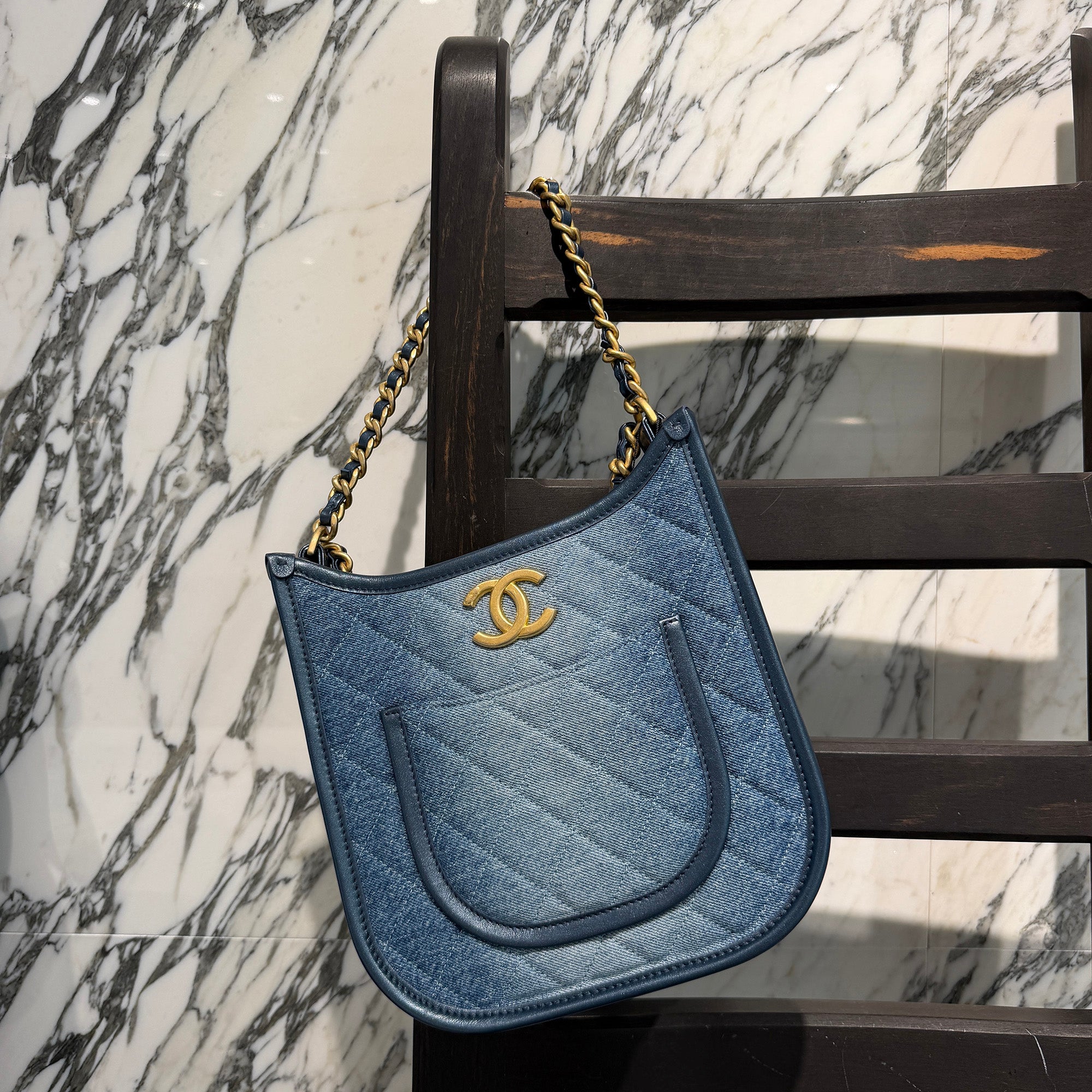 CHANEL 2024SS Denim Matelassé Hobo Chain Shoulder Bag AS4532 シャネル デニムマトラッセ ホーボー チェーンショルダーバッグ